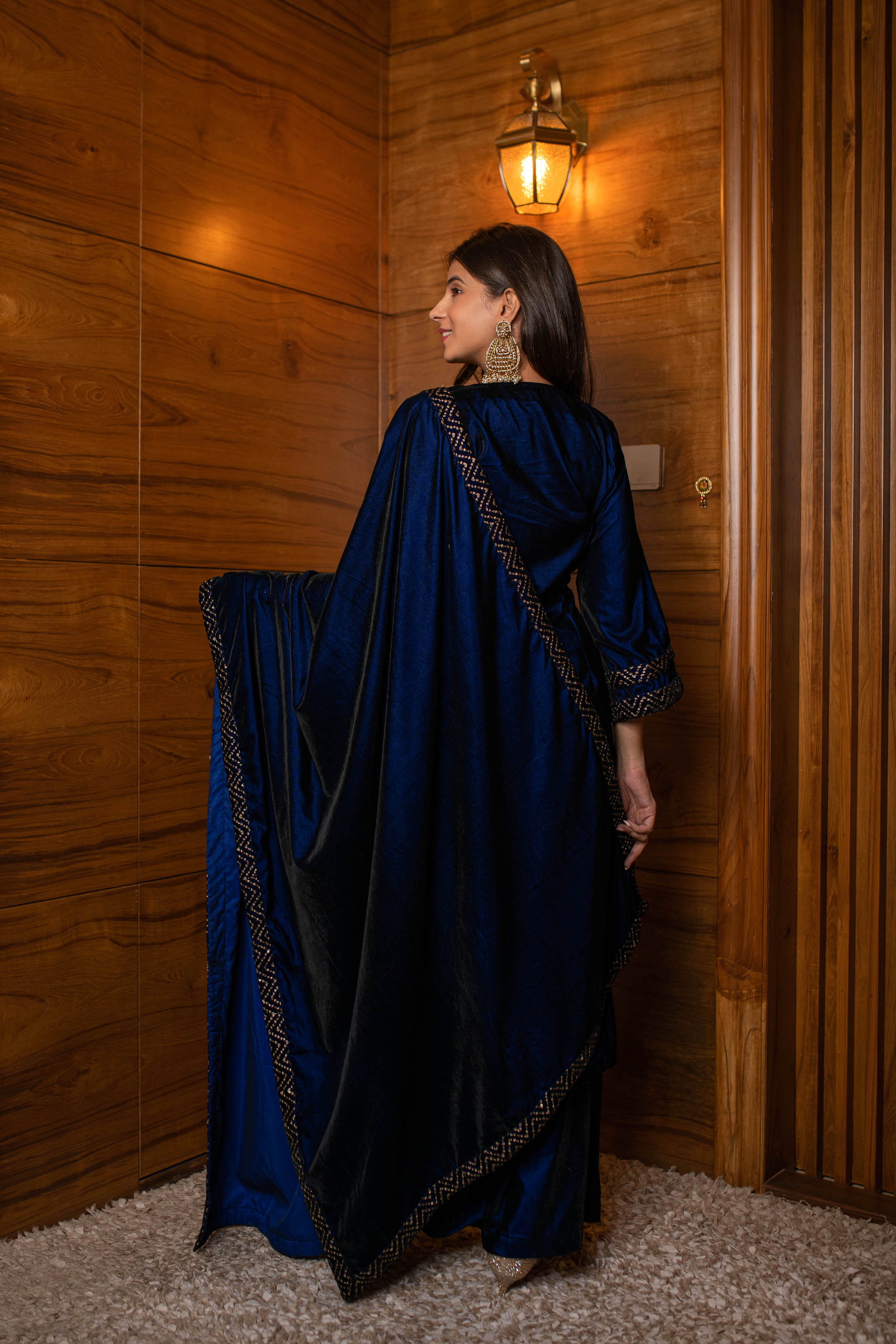 Women's Royal Blue Pannel Kurta Set - Label Shaurya Sanadhya