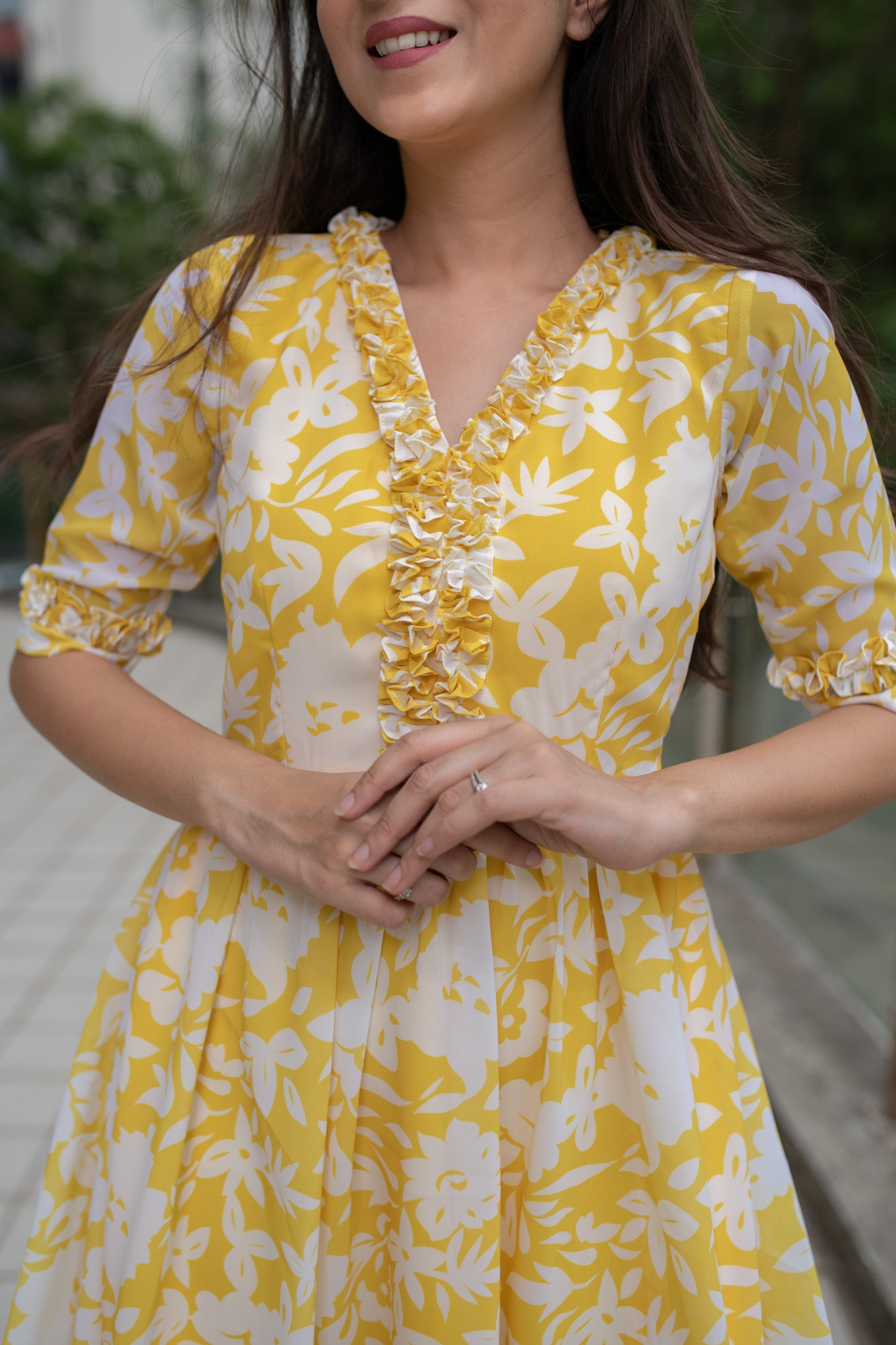 Buy online In India | Yellow White Floral short dress | Label Shauyra Sanadhya White / 3XL Buy online In India | Yellow White Floral short dress | Label Shauyra Sanadhya White / 3XL
