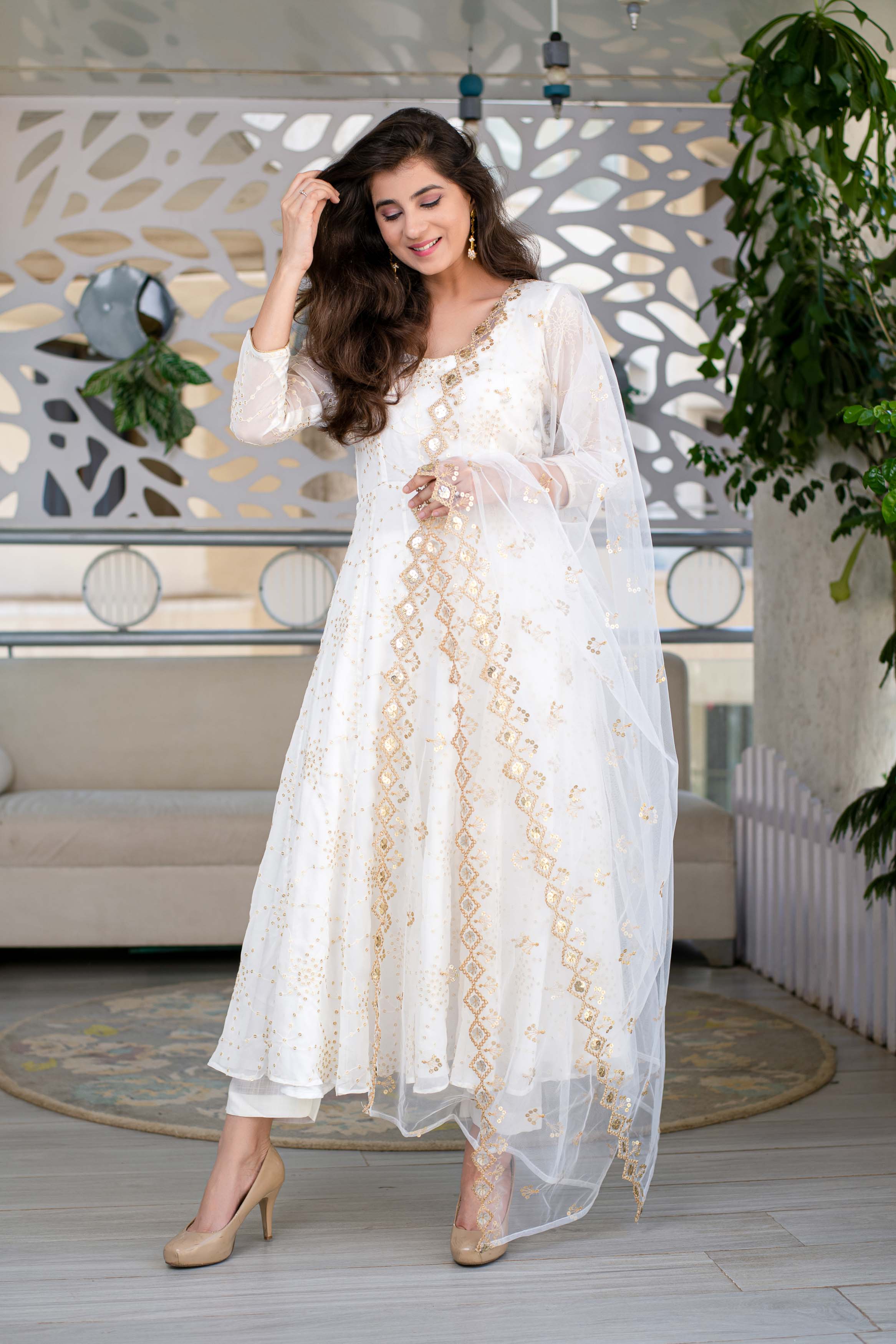 White And Gold Anarkali Kurta Set 3XL / White White And Gold Anarkali Kurta Set 3XL / White