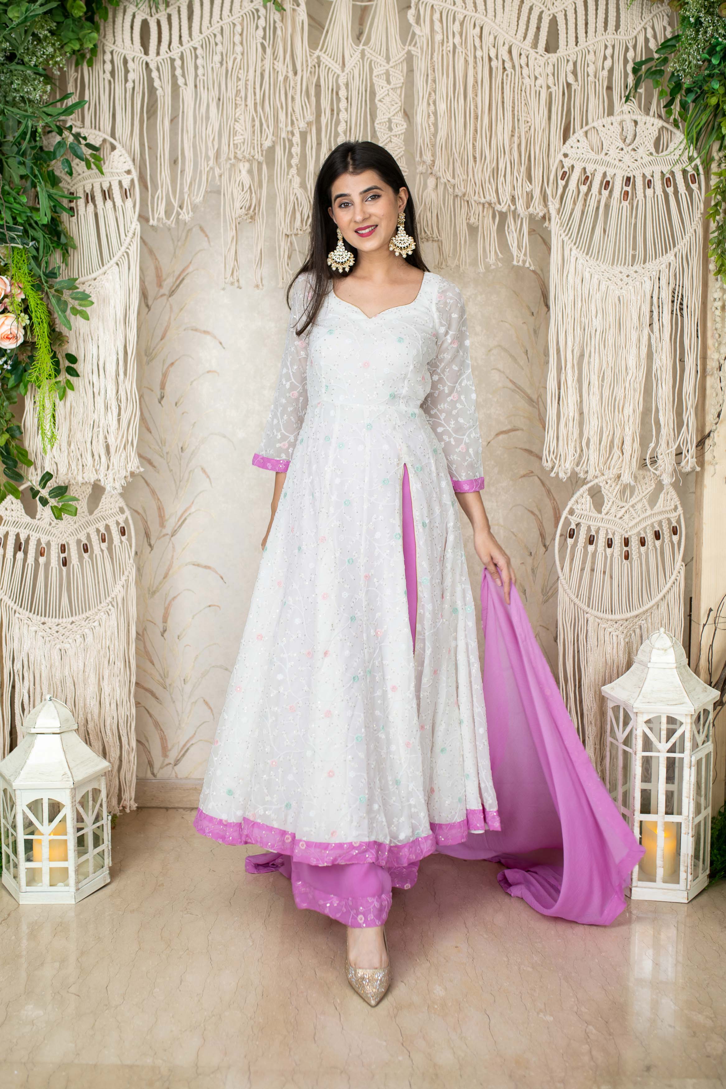 light purple dress combination Zapaka Women Mauve A-Line Spaghetti Straps Long Prom Dress with Appliques, Mauve / US20W