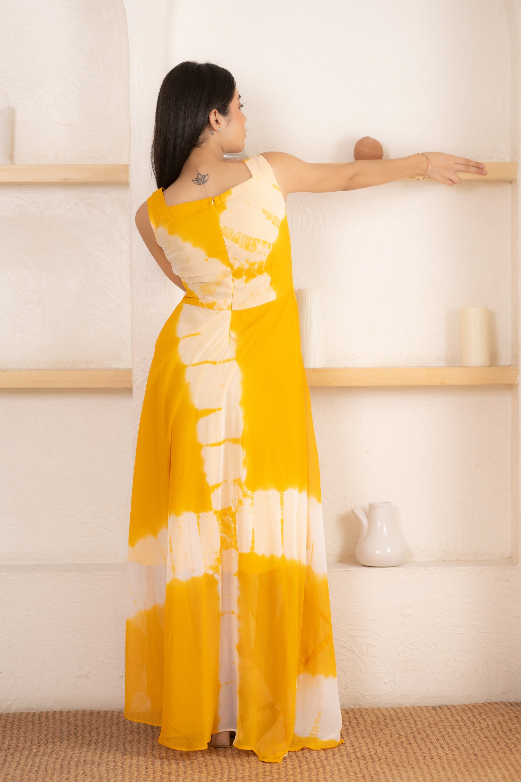 Women's Yellow Shibori Dyed Yellow Gown By Saras The Label (1 Pc Set)