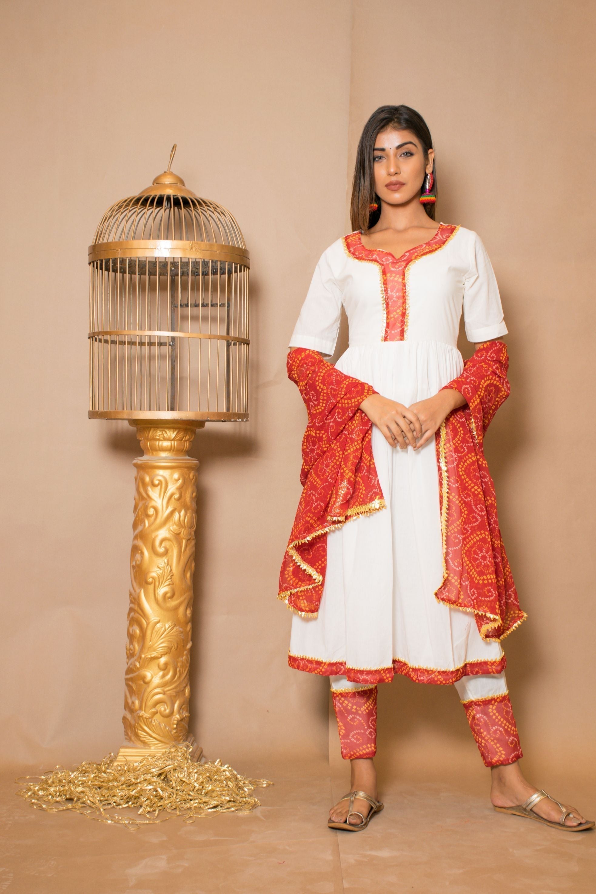 Women's White And Red  Anarkali Suit Set (3Pc Set) - Saras The Label