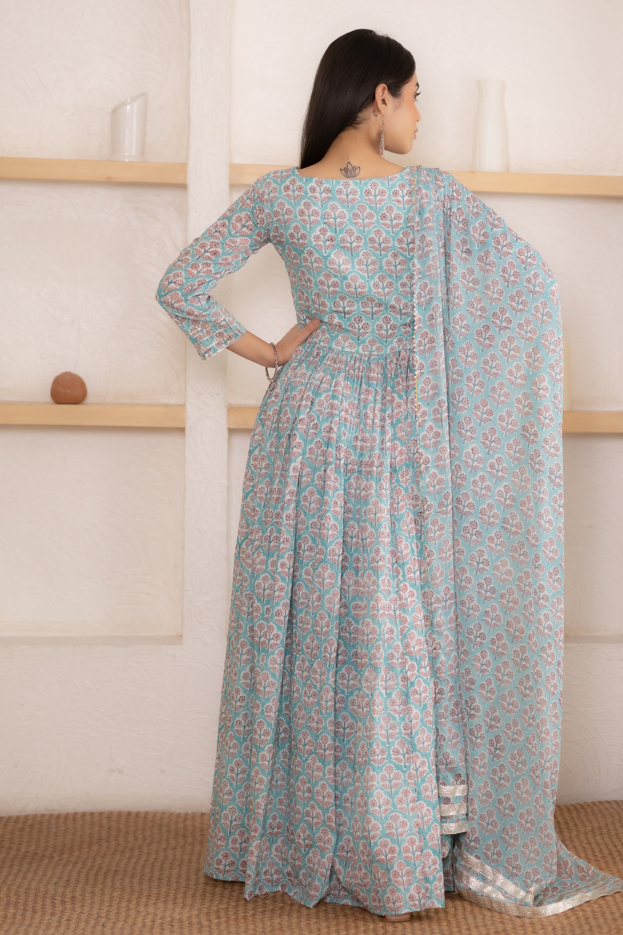 Women's Hand Block Printed Gown With Chiffon Dupatta - Saras The Label