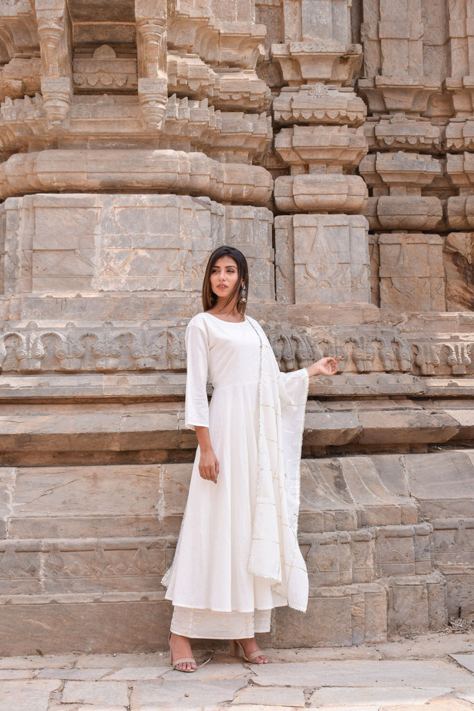 Women's White Kurta With Gota Work Palazzo And Dupatta Set (3 Pc Set)