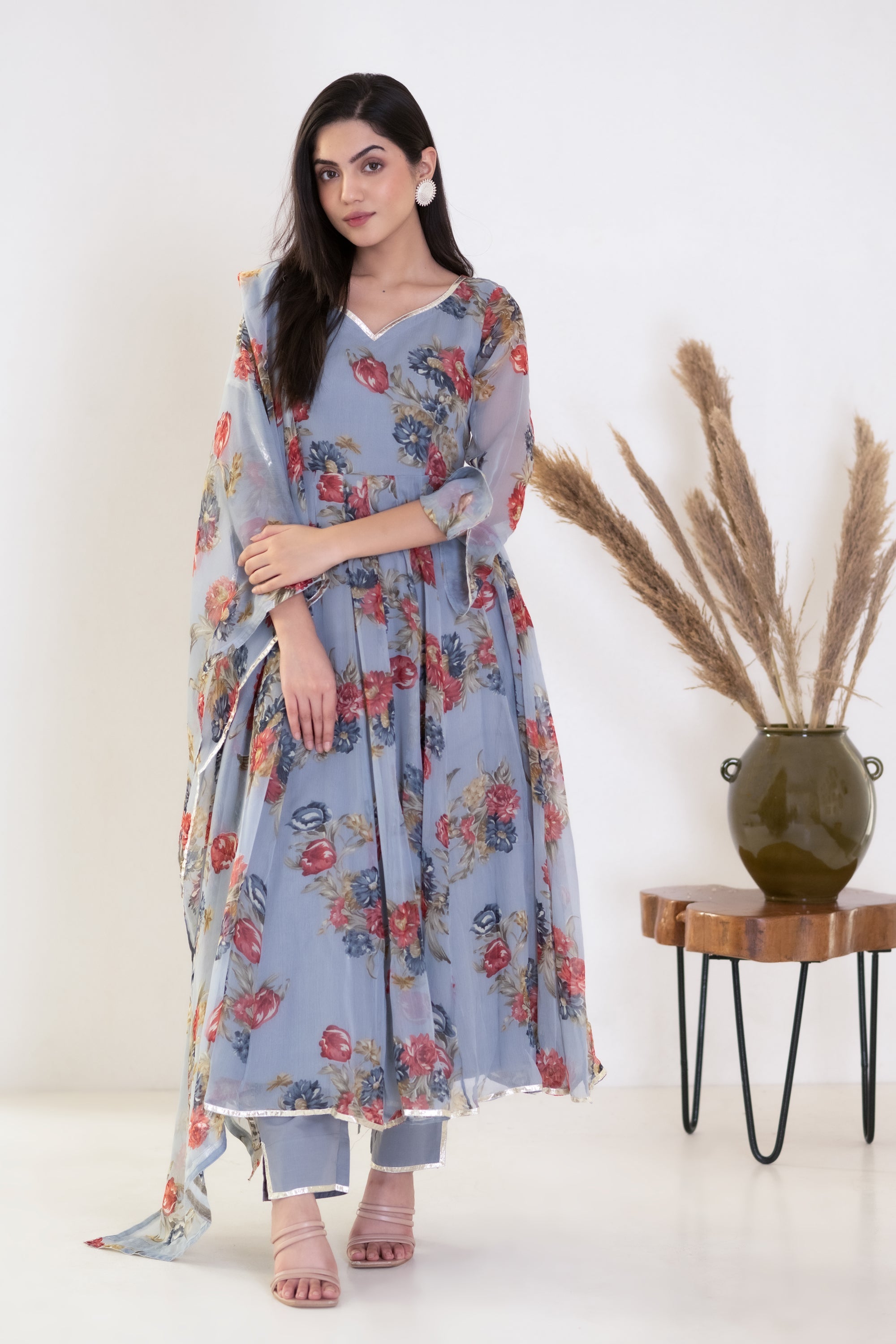 Women's Grey Bell Sleeves Kurta Set