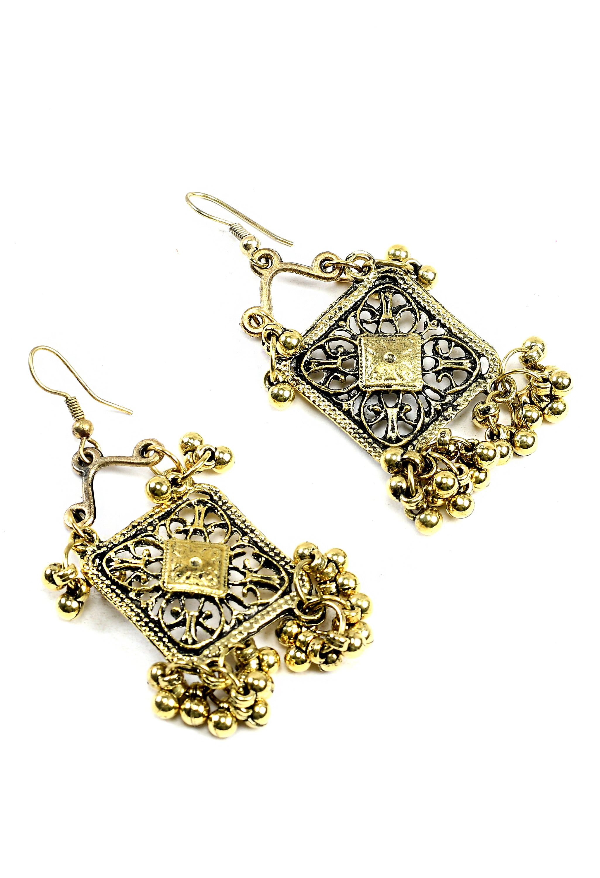 Women's Golden Colour Oxidised Necklaceand Earrings With Ghunghru Design - Tehzeeb
