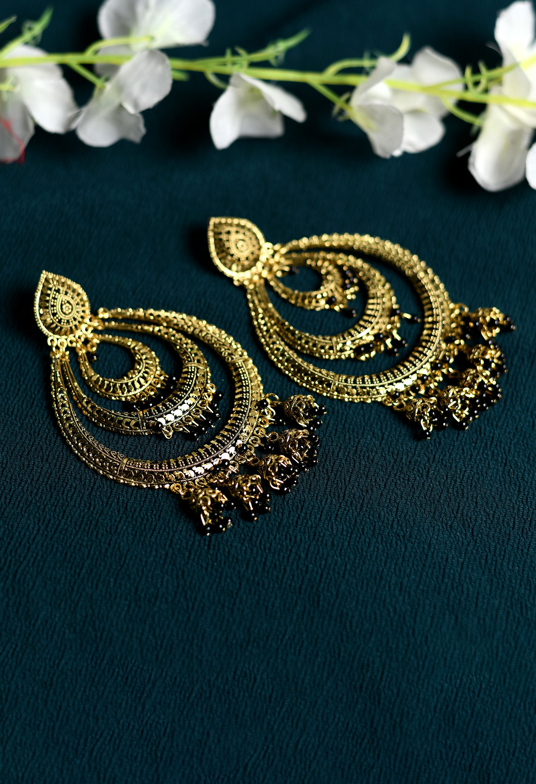 Women's Golden Colour Earrings With Black Pearl - Tehzeeb