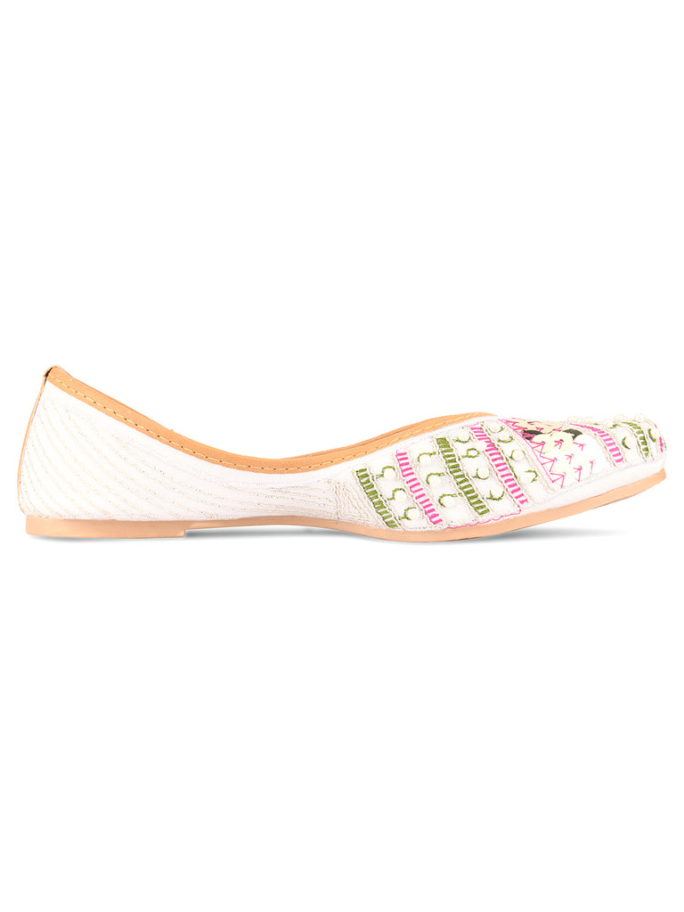 Women's White Multiline  Indian Ethnic Comfort Footwear