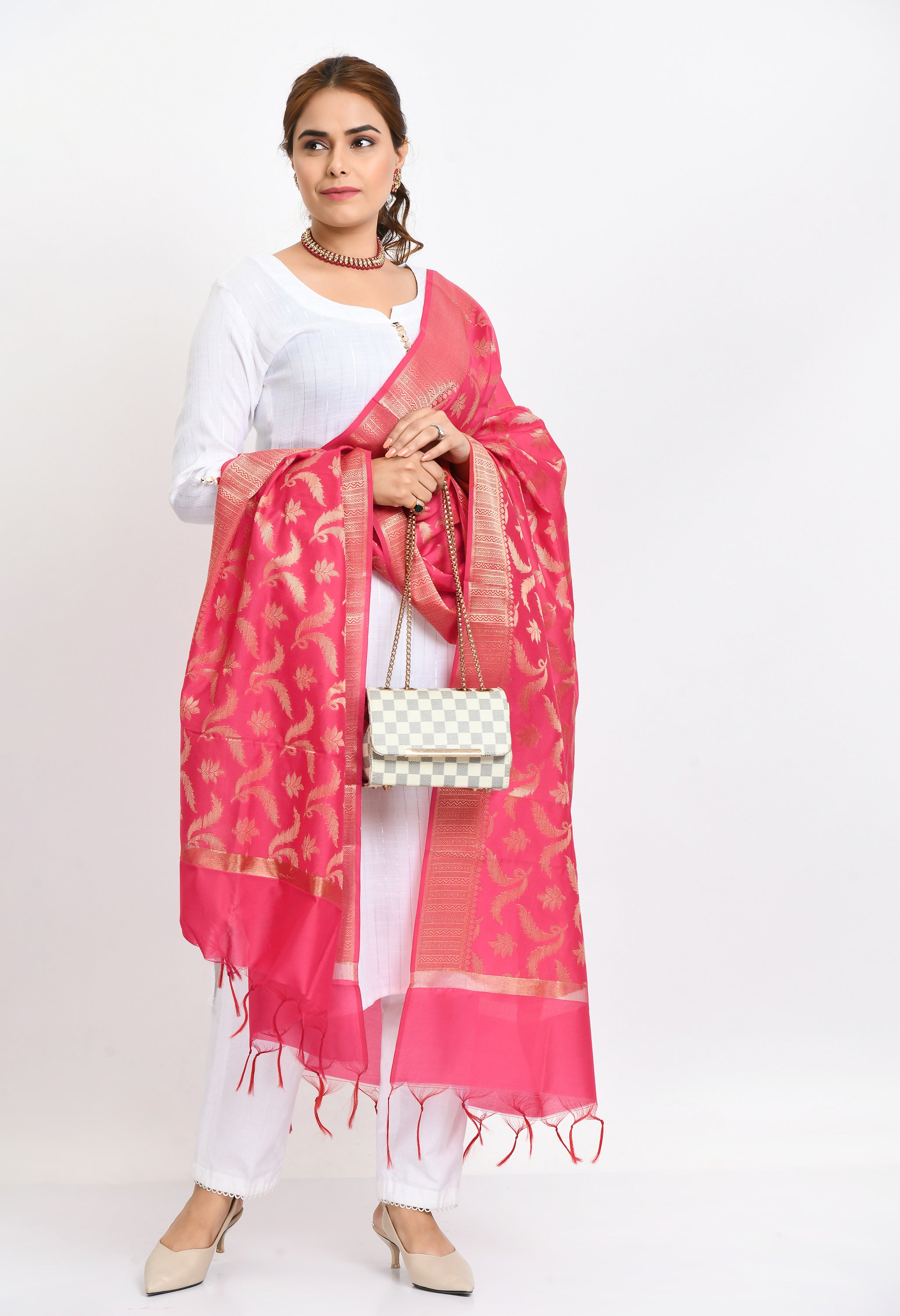 Women's Banarsi Silk Floral Woven Design Pink Dupatta - Moeza