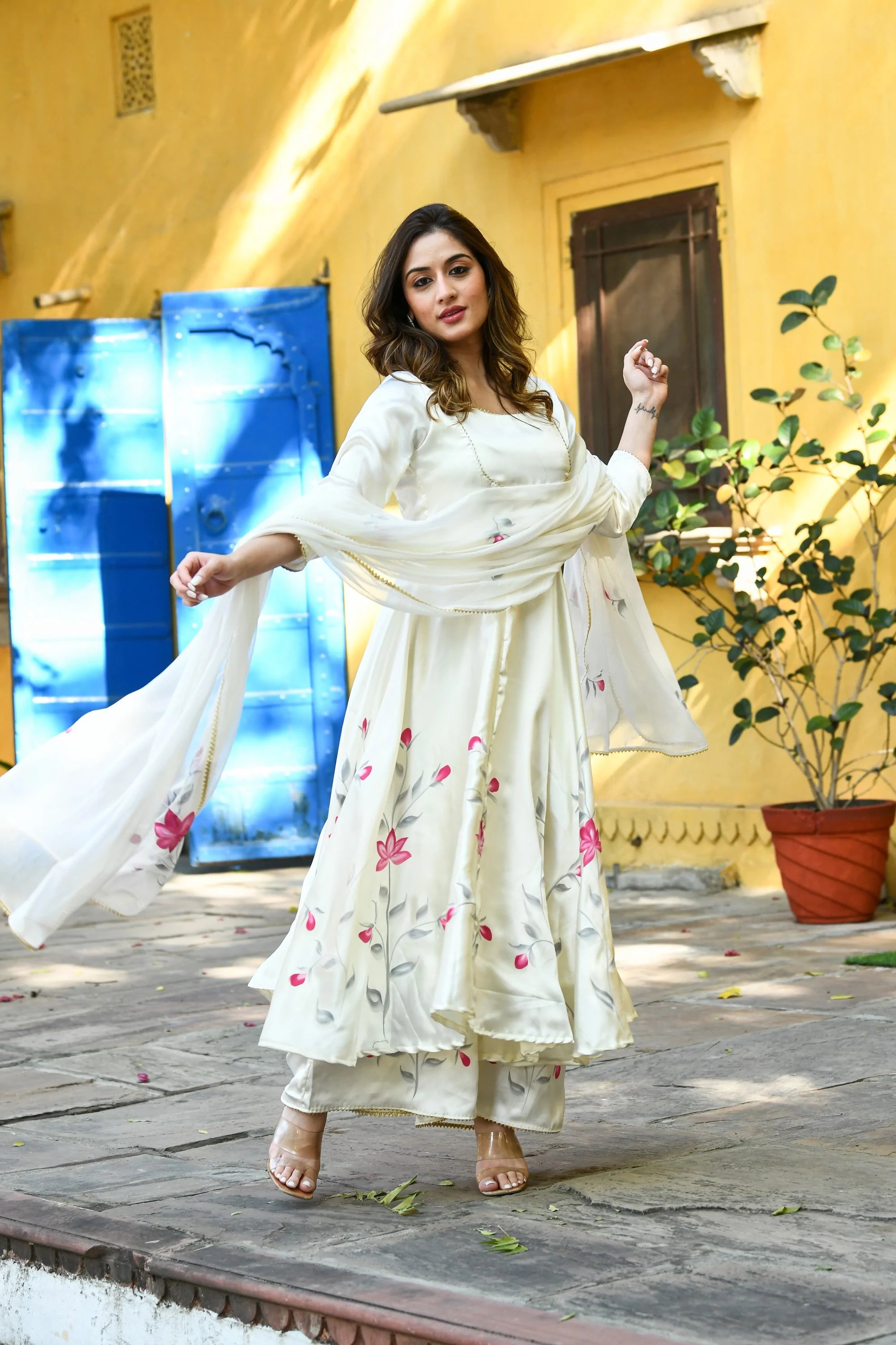 Women's White Anarkali Suit Set With Duppata - (3Pcs) - Saras The Label