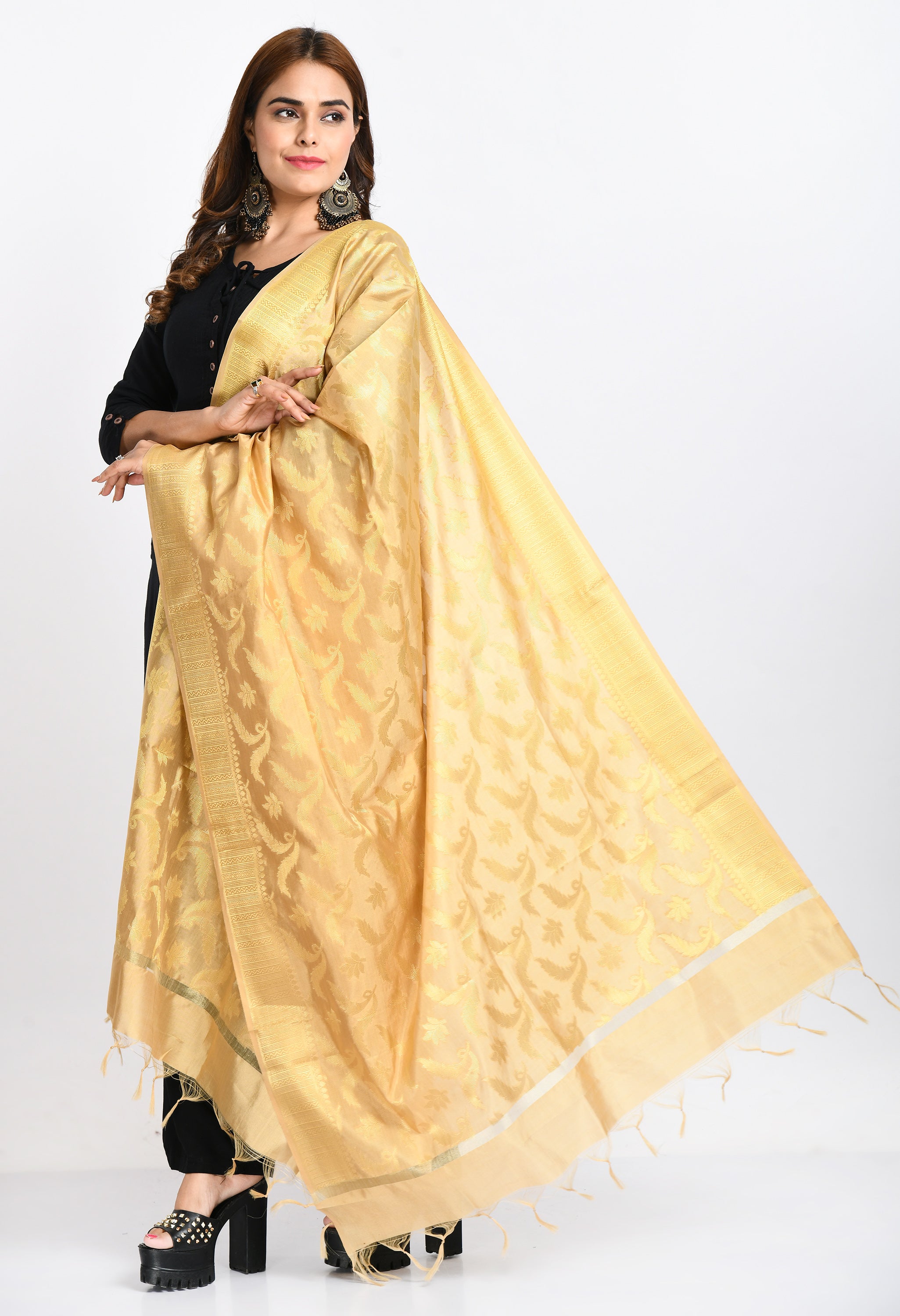 Women's Banarsi Silk Floral Woven Design Golden Dupatta - Moeza