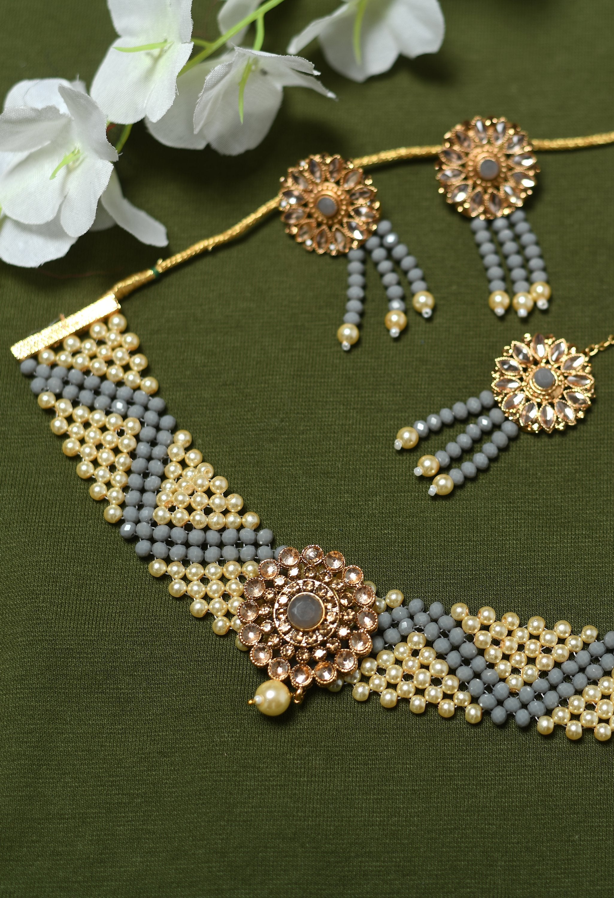 Women's  gray and golden colour beads and kundan nacklace -Tehzeeb