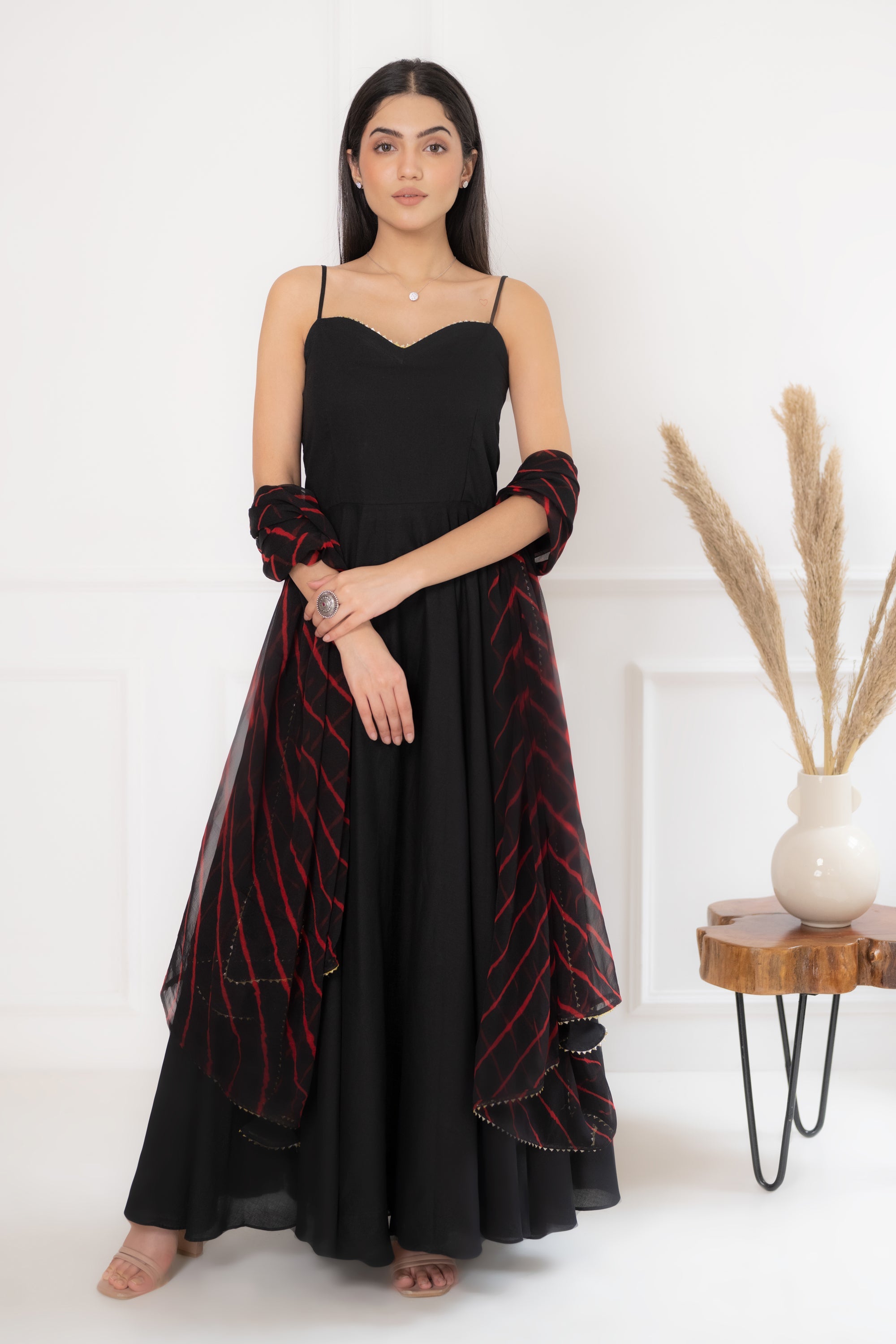 Ethnic Gowns | Black Gown With Red Banarsi Dupatta | Freeup