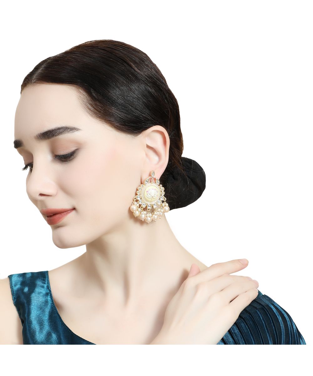 Women's Ethnic Kundan and Pearl Studded Enameled Stud Earrings - MODE MANIA