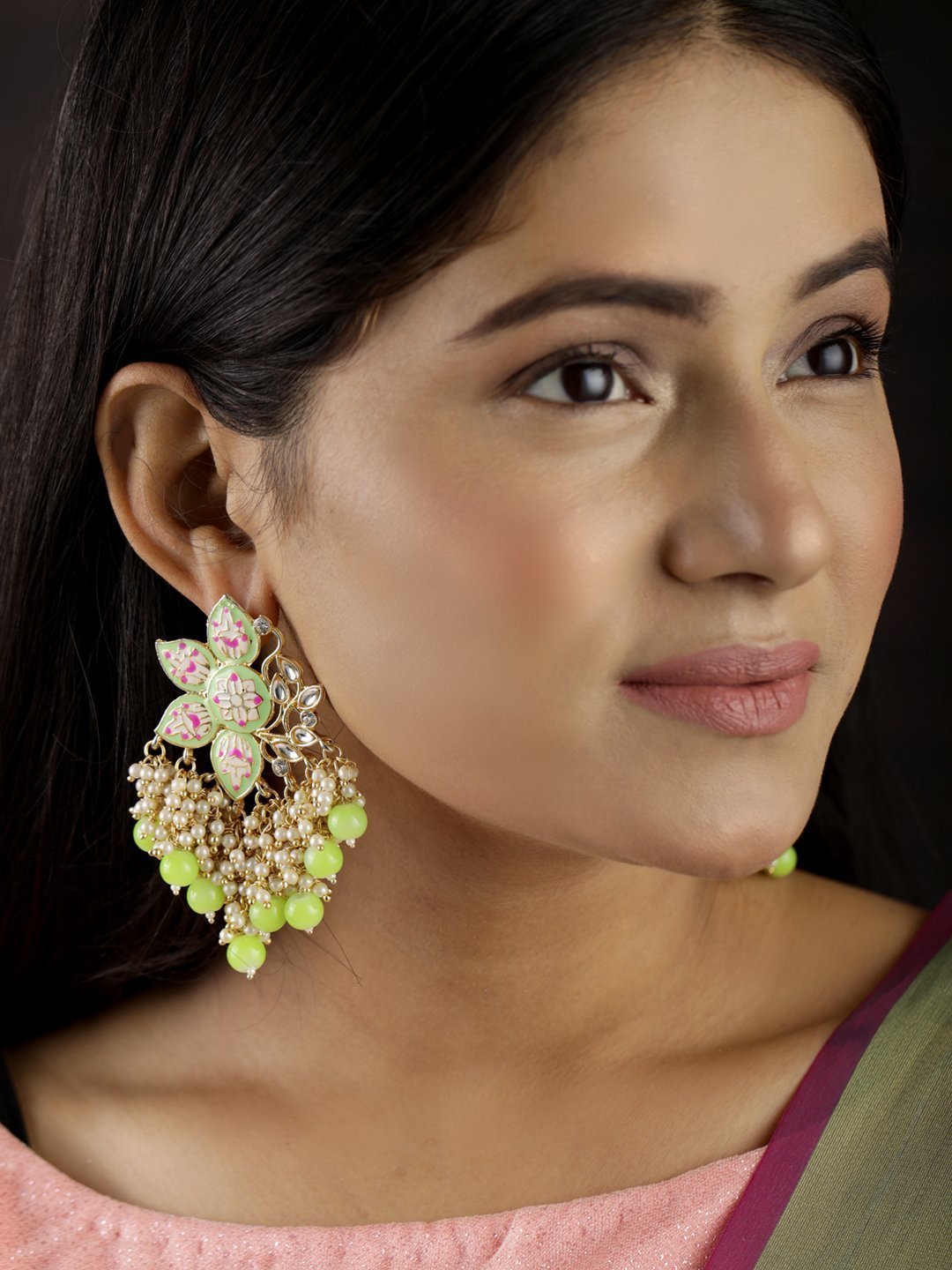 Women's Kundan Beaded Floral Shaped Earring - Priyaasi