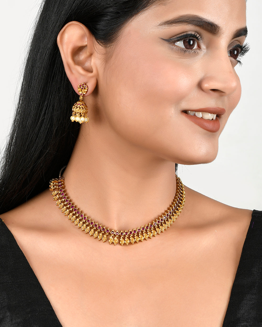 Women's Yellow Gold Plated Pearl Beads Traditional Jewellery Set - Voylla