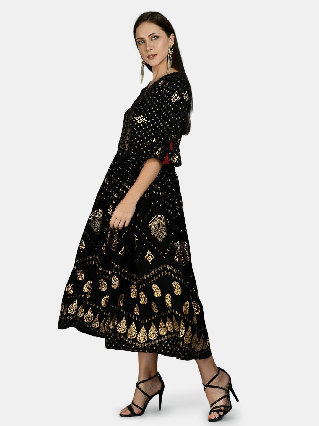 Women's Black Rayon Printed 3/4 Sleeve V Neck Casual Dress - Myshka