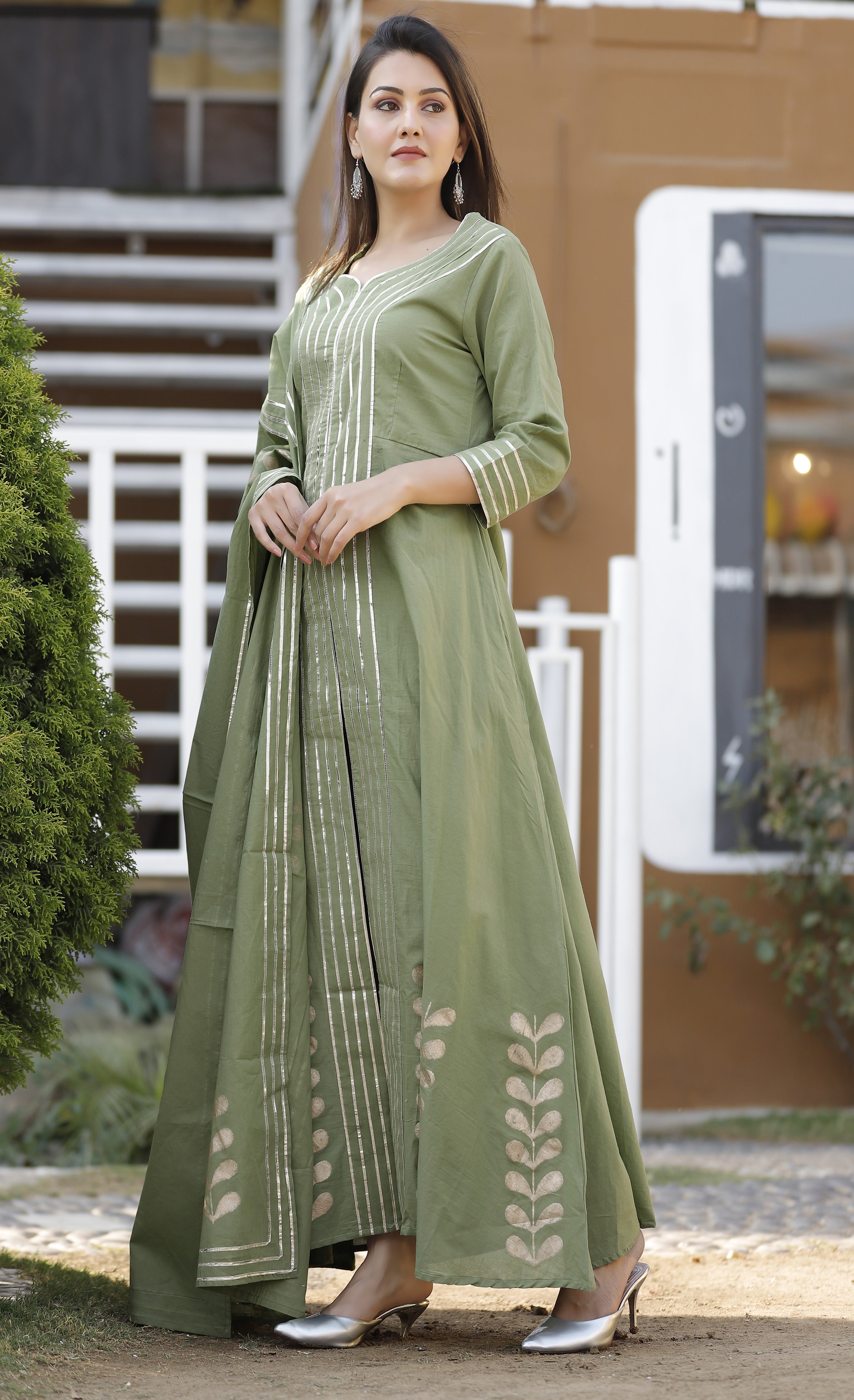 Women's Olive Green Gota Patti Kurta Pant Set - Geeta Fashion