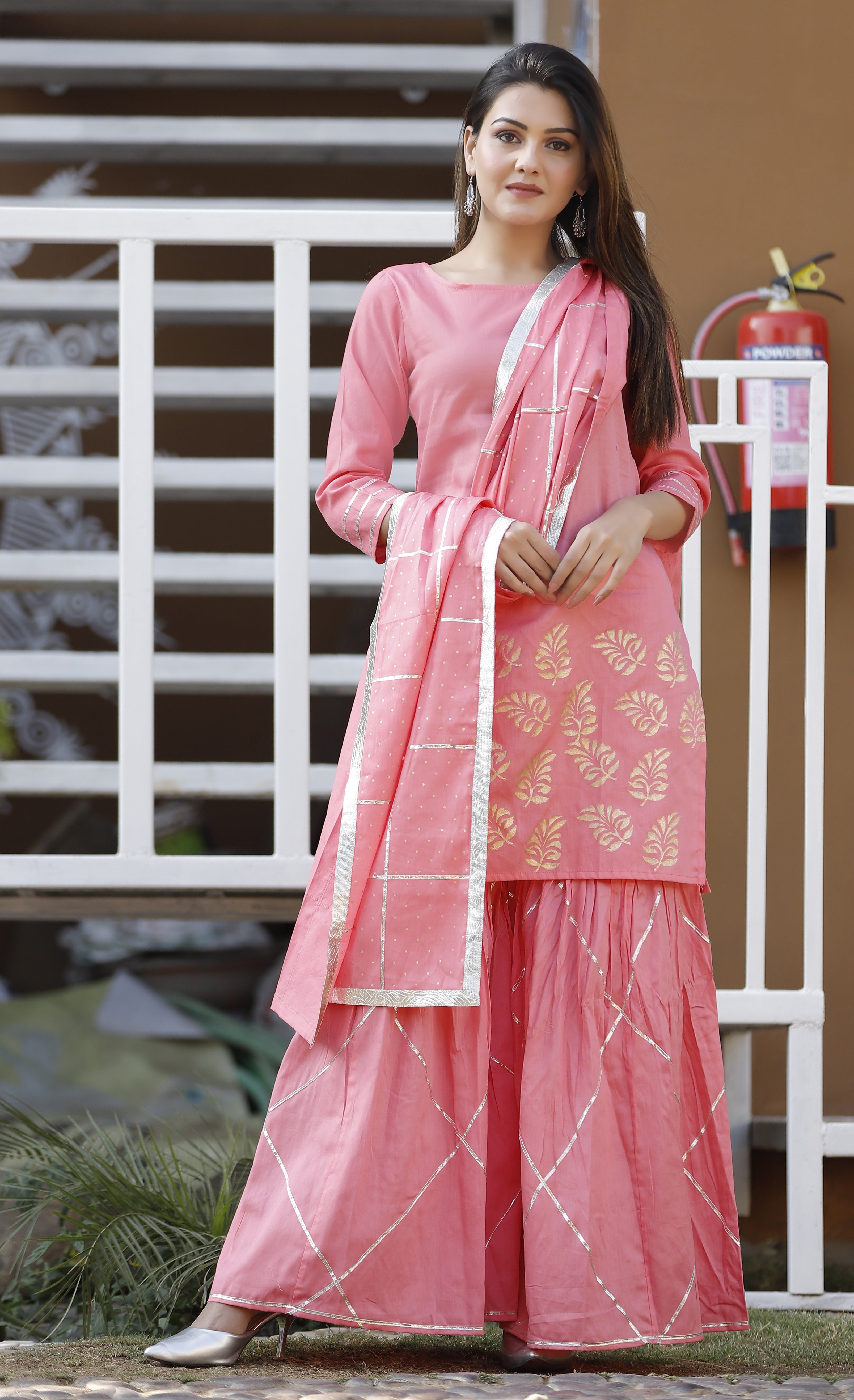 Women's Pink Gota Patti Sharara Set - Geeta Fashion
