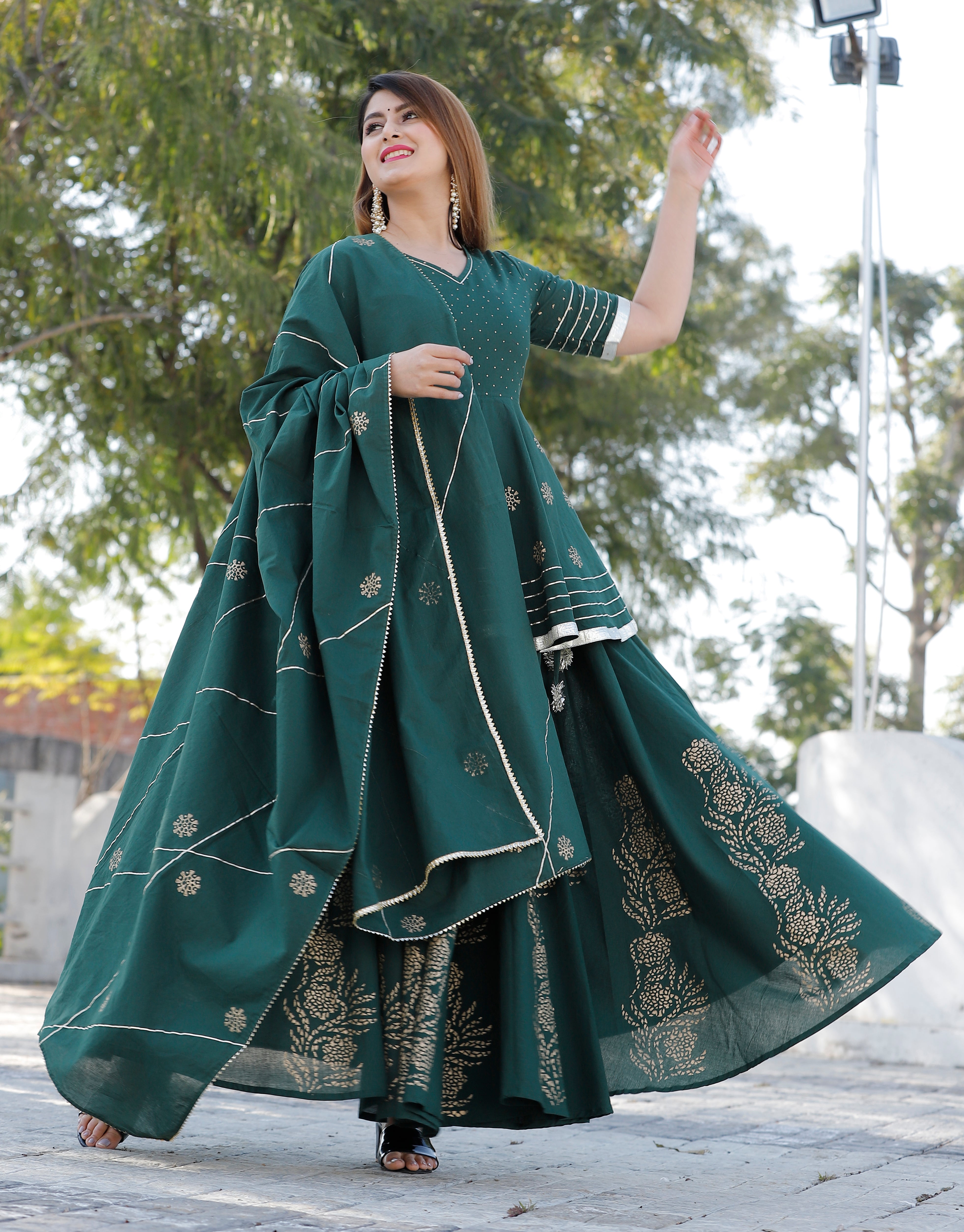 Women's Bottle Green Hand Block Lehenga Choli Set - Geeta Fashion