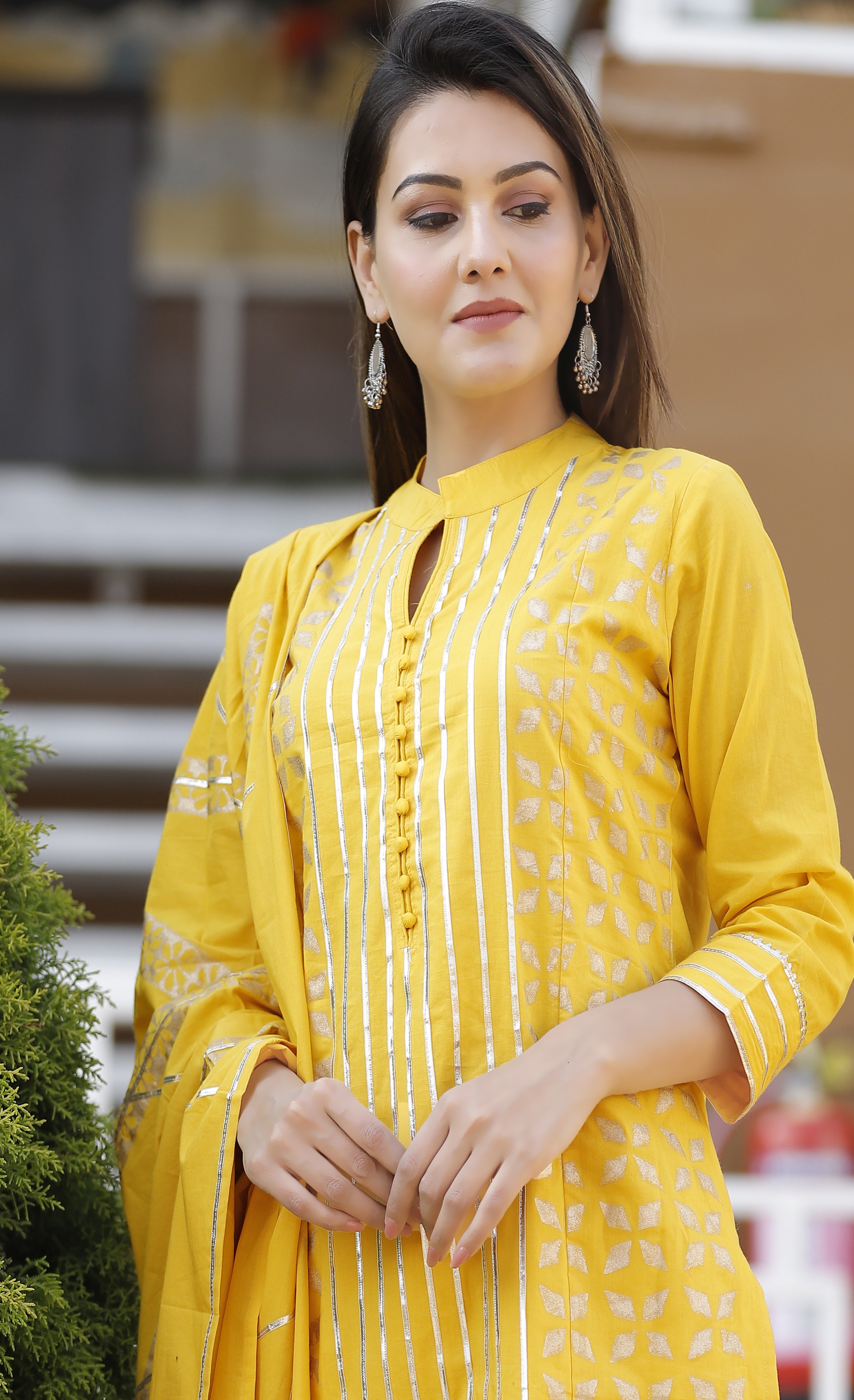 Women's Mustard Gota Patti Kurta Pant Set - Geeta Fashion