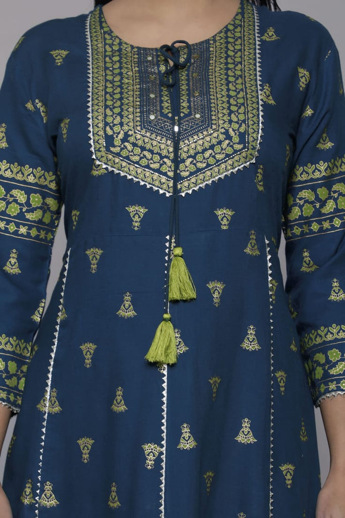 Women's Ethnic Kurta With Pant And Dupatta