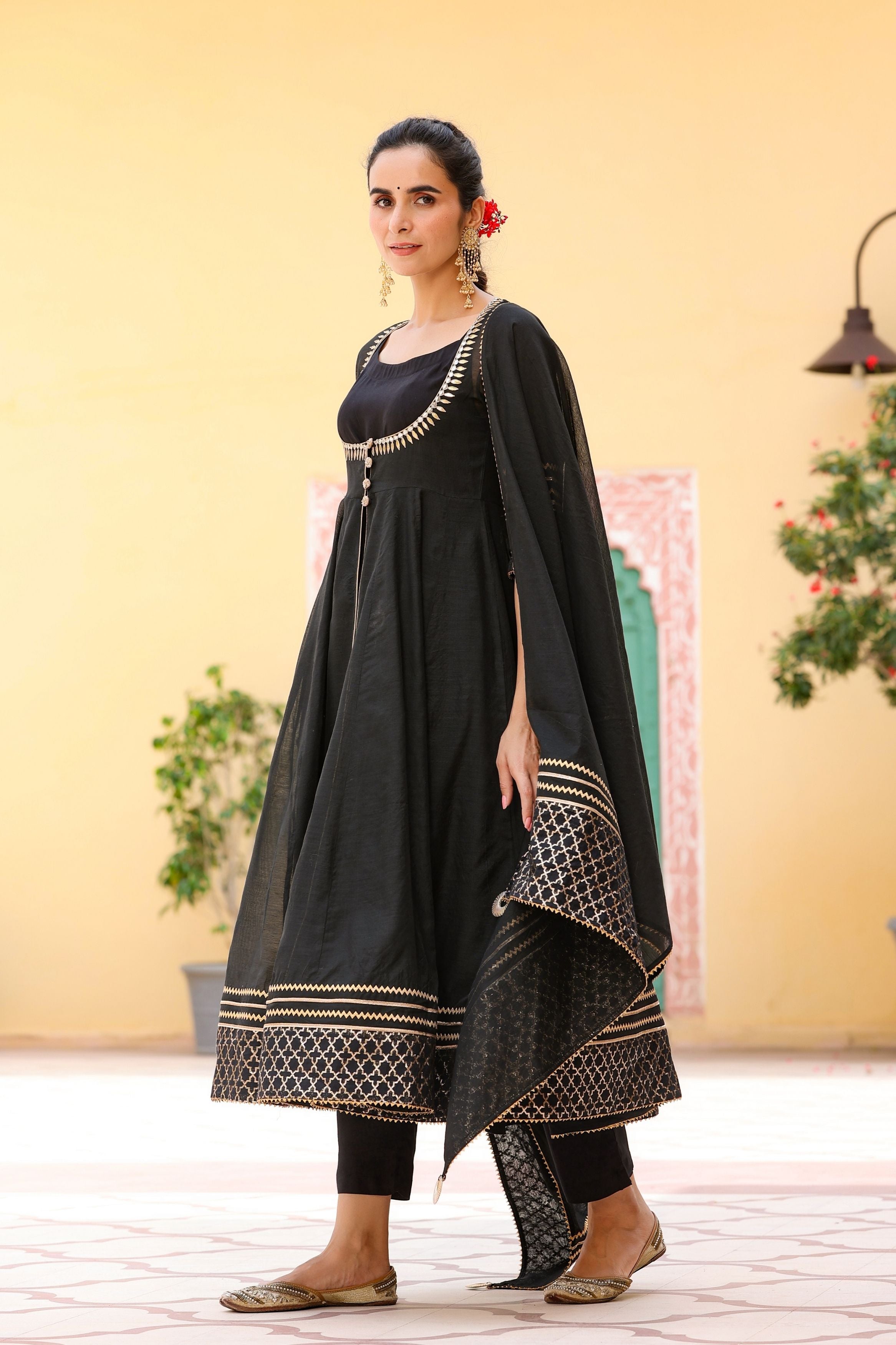 Women's Falak Black Kalidaar Suit Set-Gillori