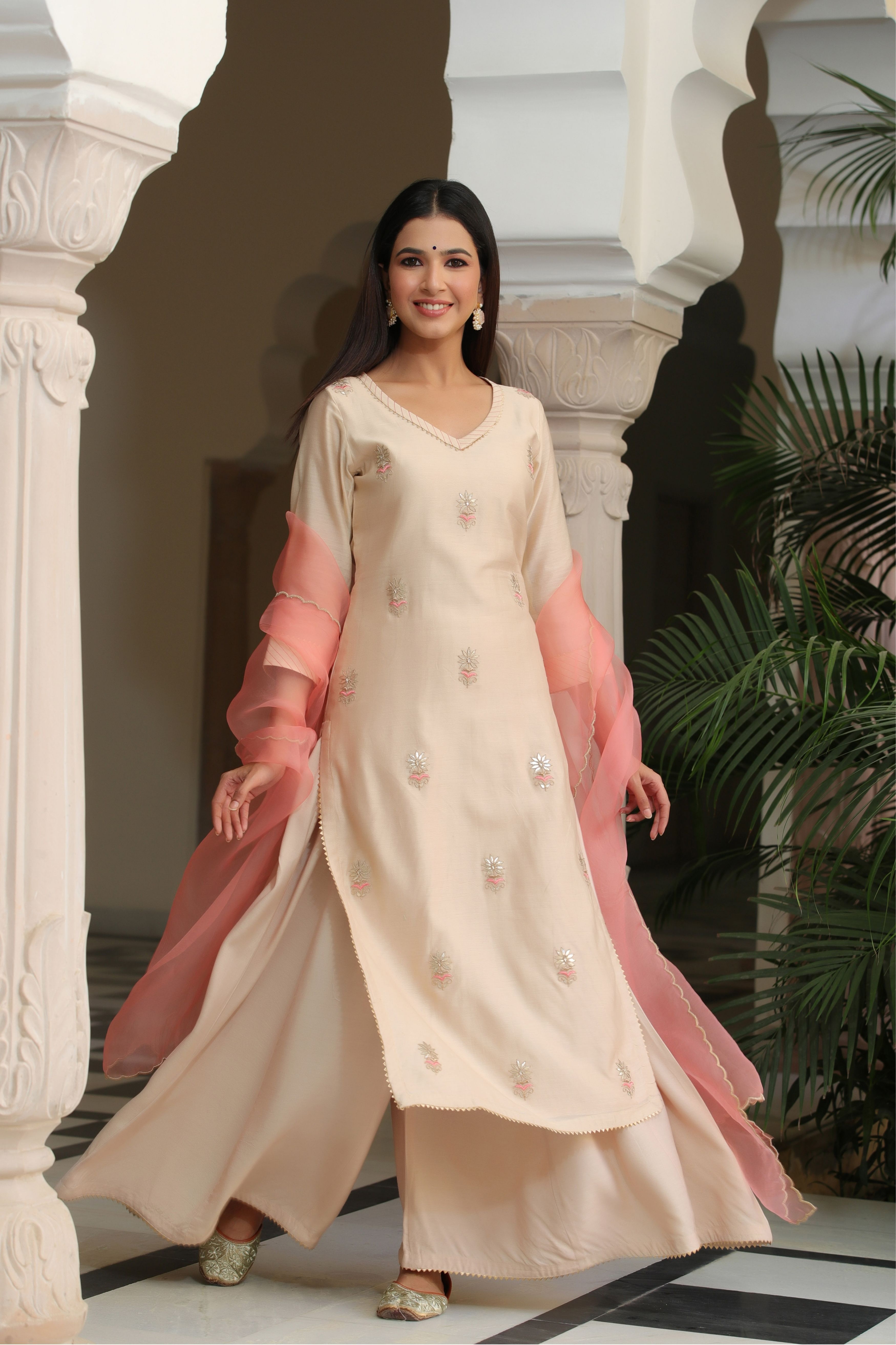 Women's  Pure Chanderi Suit Set with Dupatta - Gillori