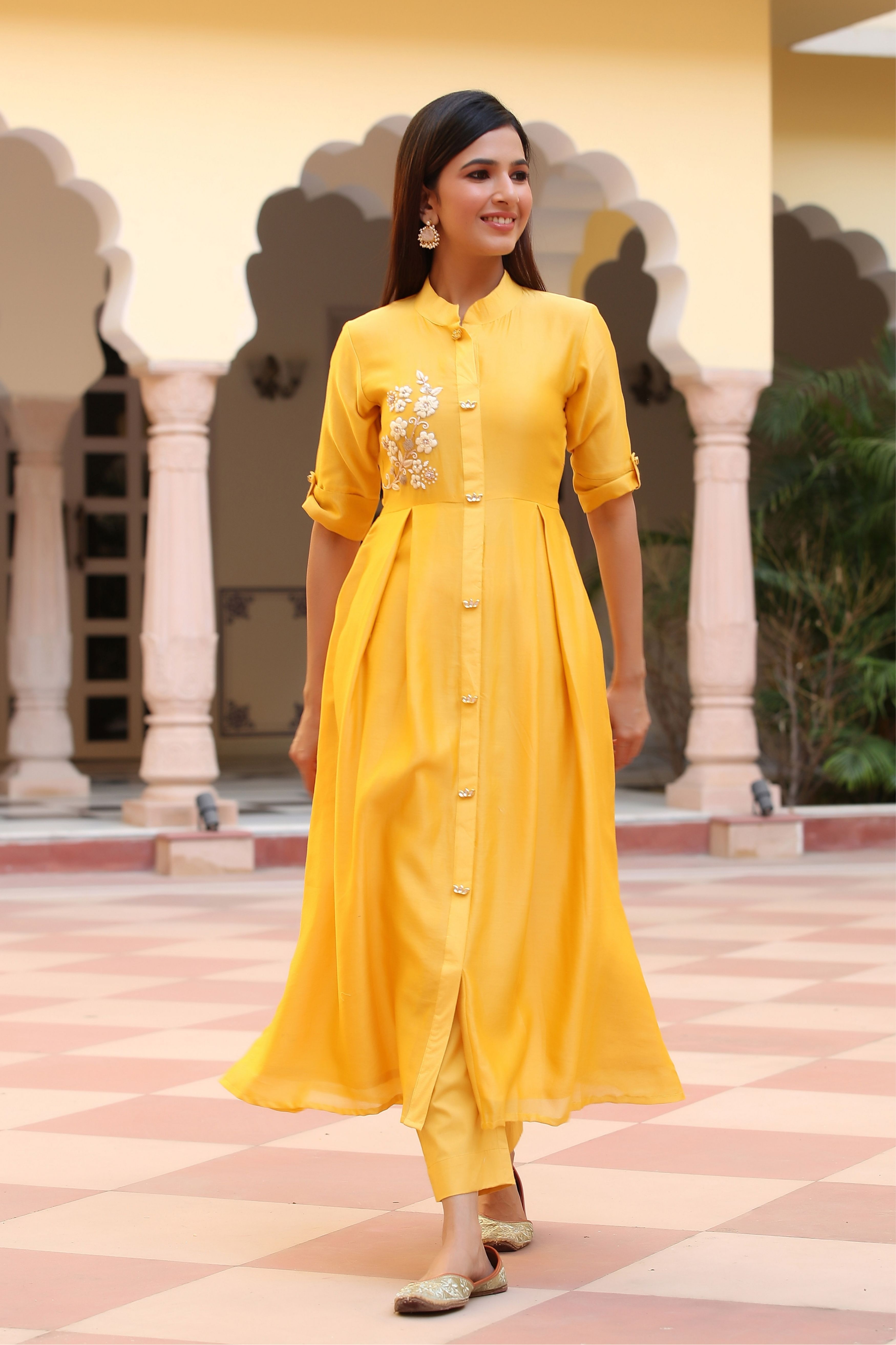 Women's  Chanderi Honey Yellow Kurta Pant Set - Gillori