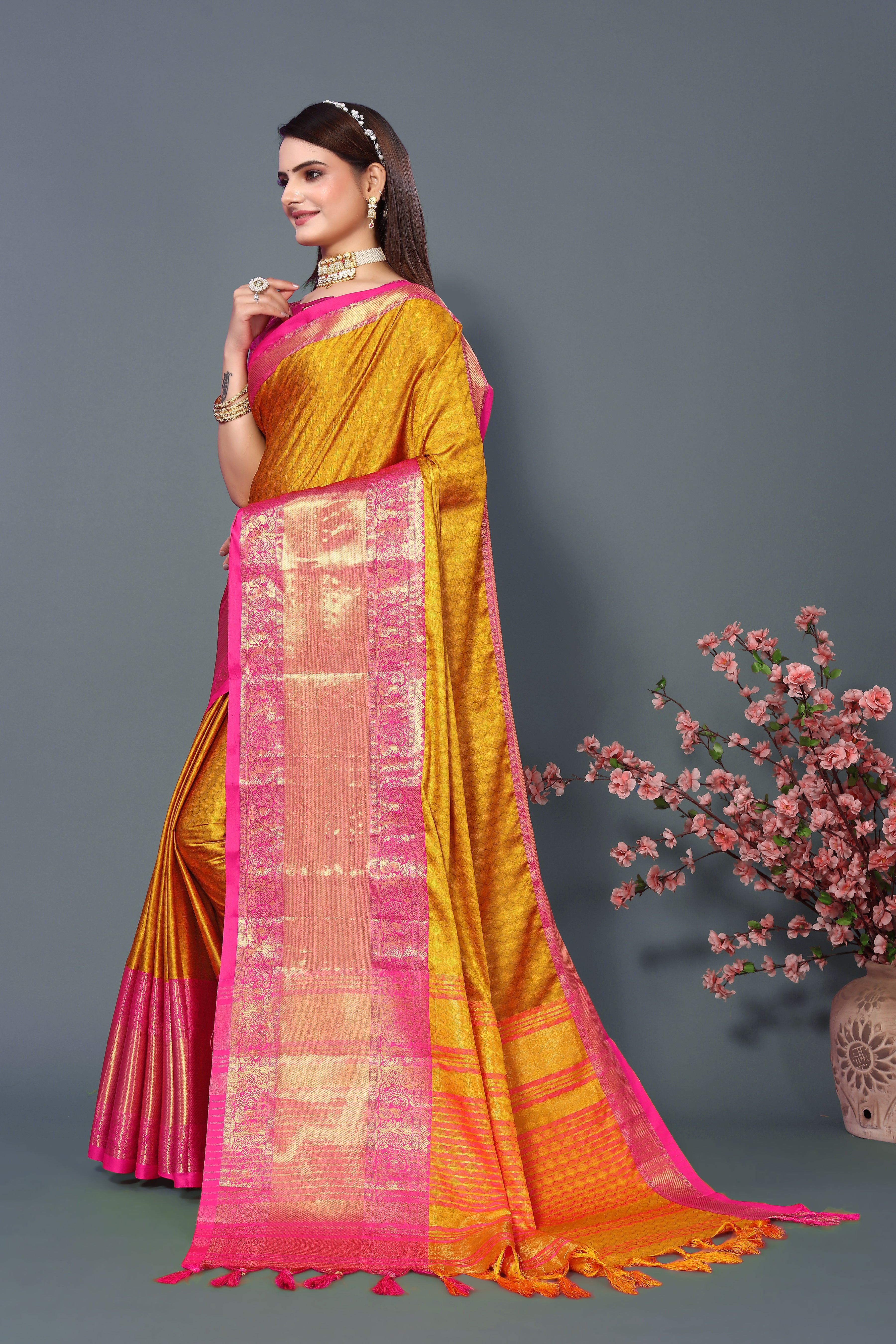 Women's Yellow Chavi Silk Saree - Dwija Fashion