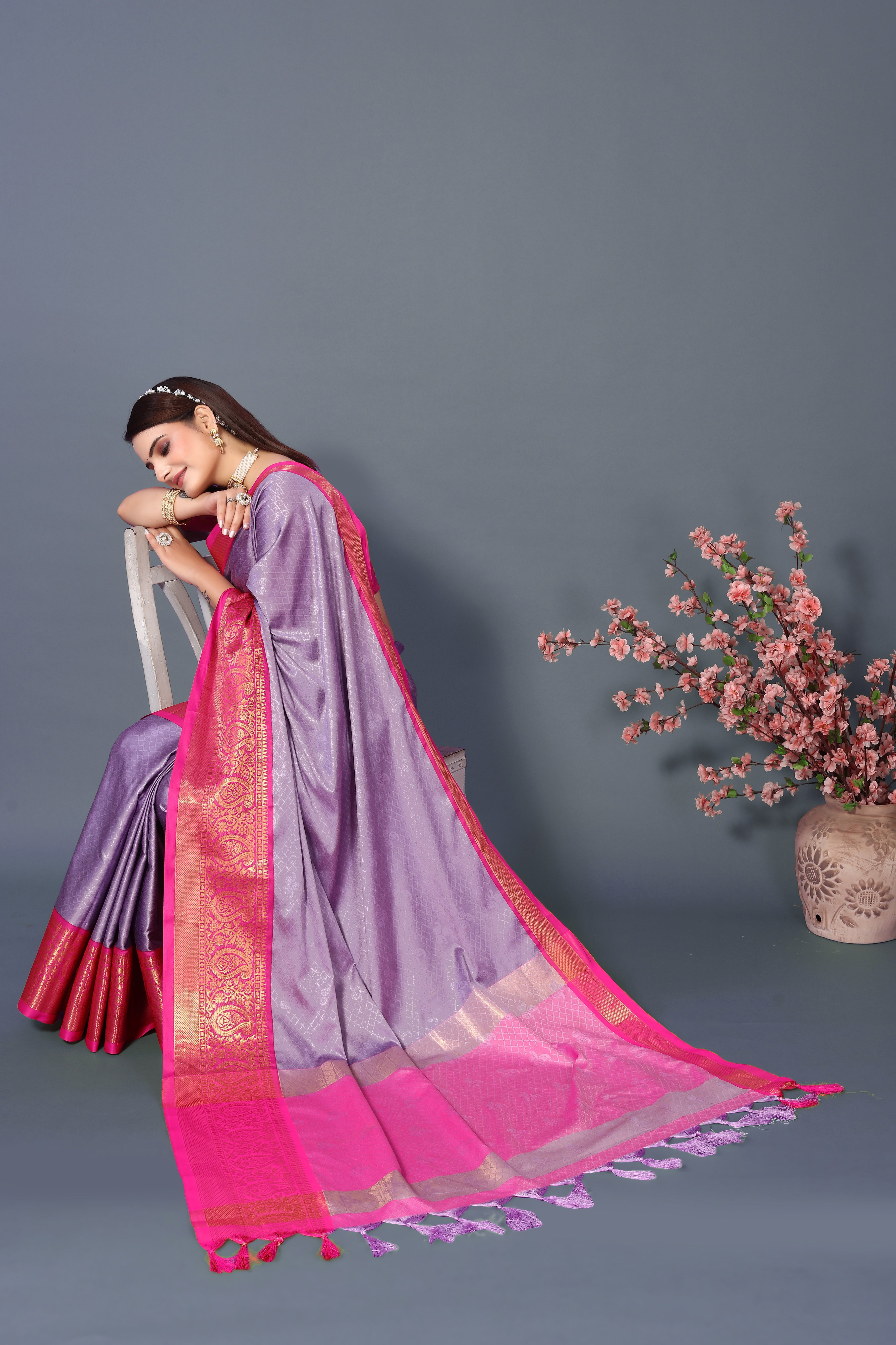 Women's Lovendar Rubina Silk Saree - Dwija Fashion