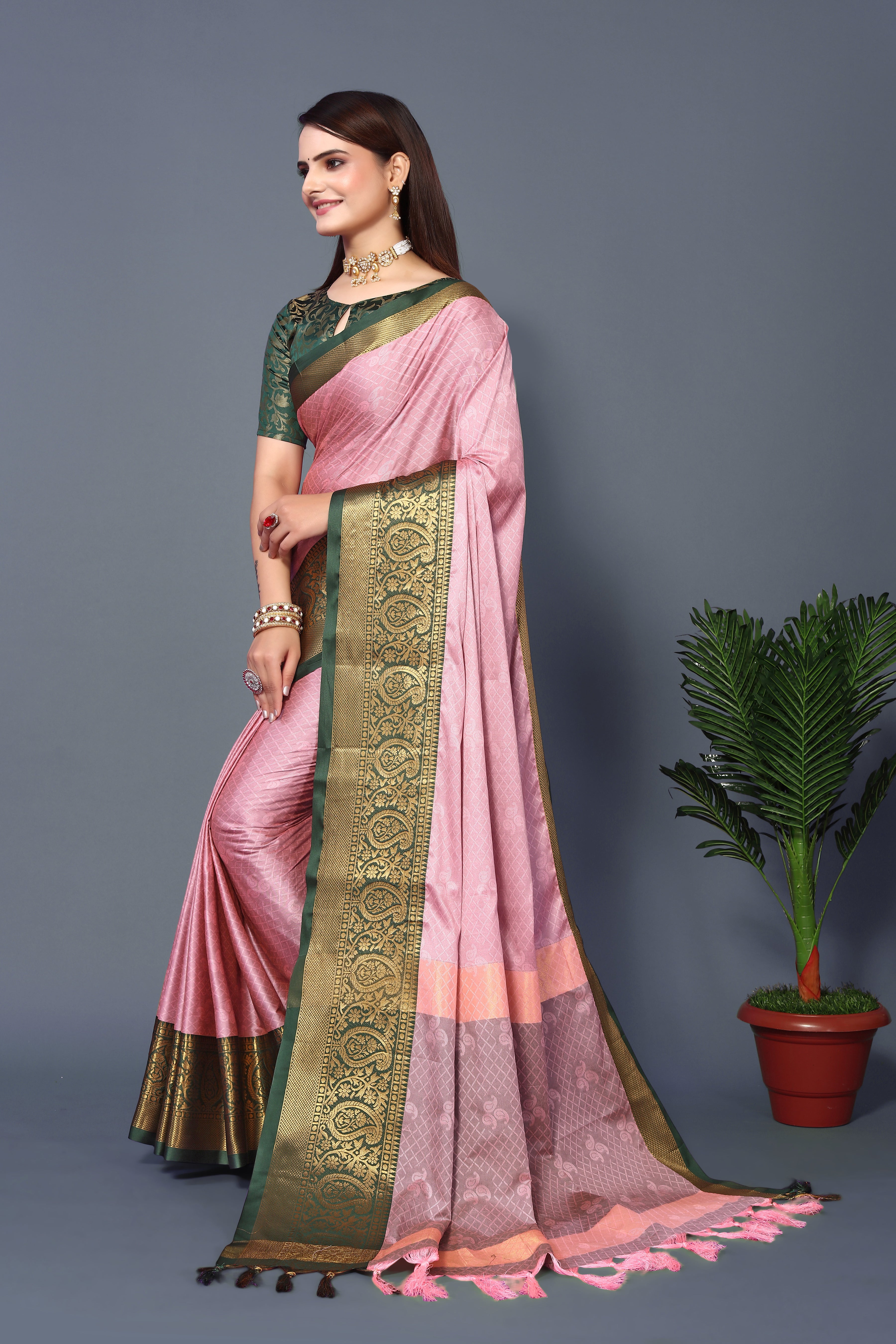 Women's Light Pink Rubina Silk Saree - Dwija Fashion