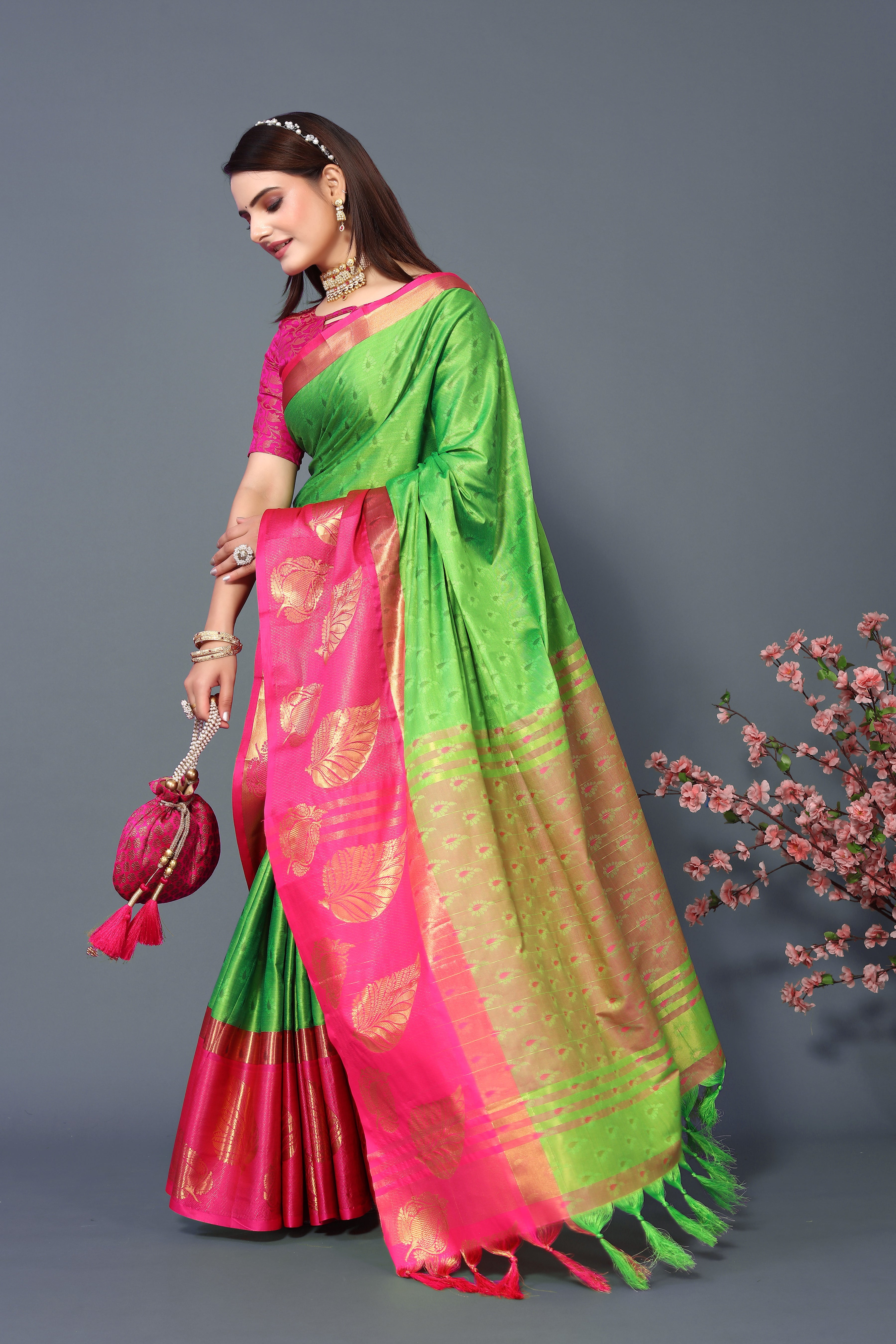 Women's Parrot Green Kathan Silk Saree - Dwija Fashion