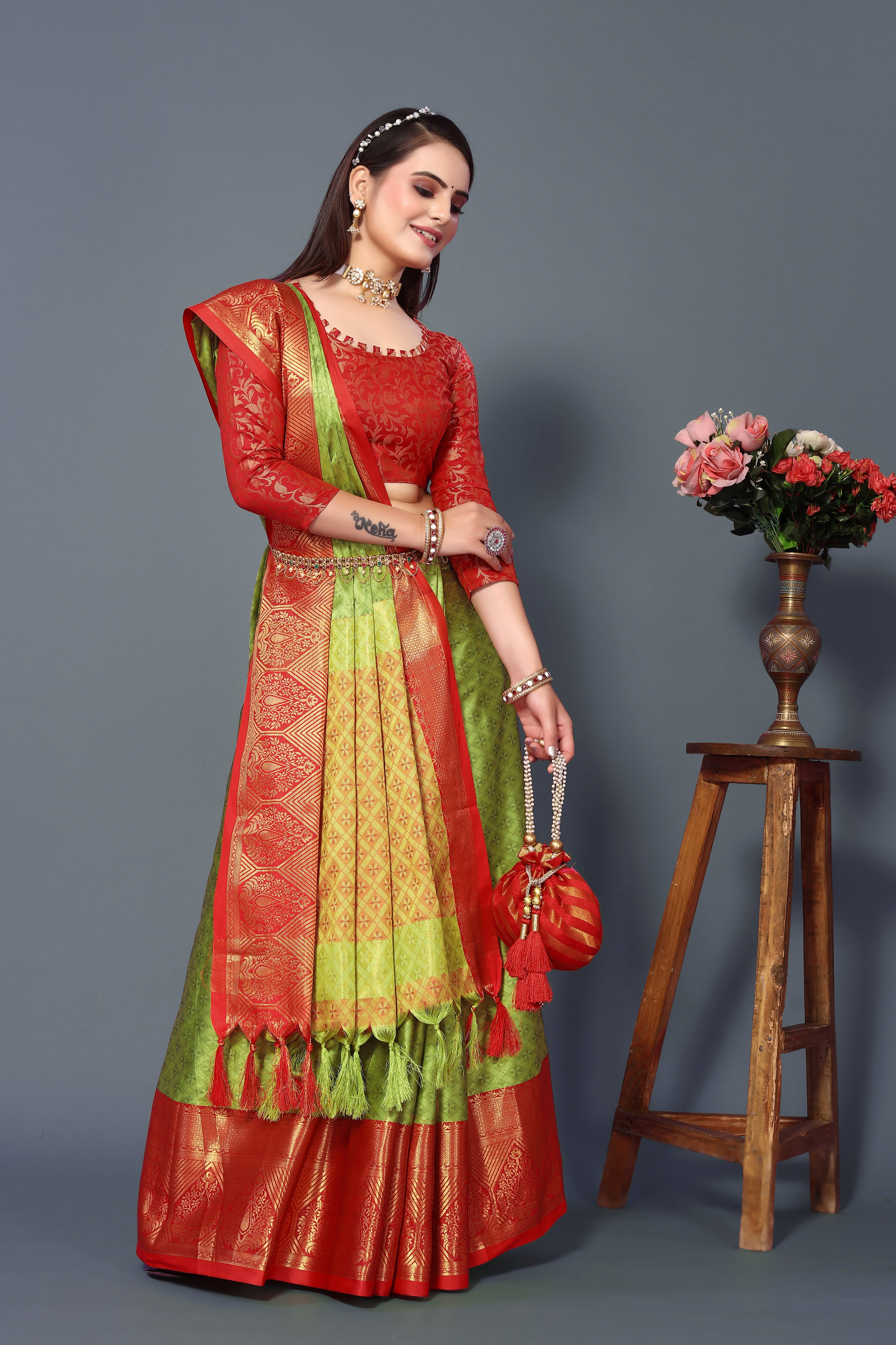 Women's Lime Smiya Silk Saree - Dwija Fashion