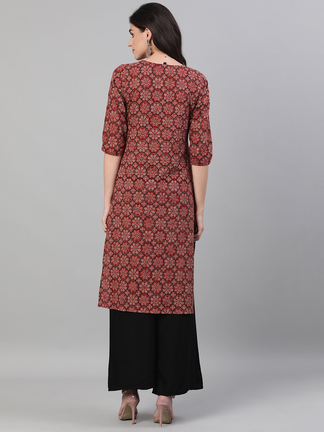 Women's Maroon Calf Length Three-Quarter Sleeves Straight Ethnic Motif Printed Cotton Kurta With Pockets And Face Mask - Nayo Clothing