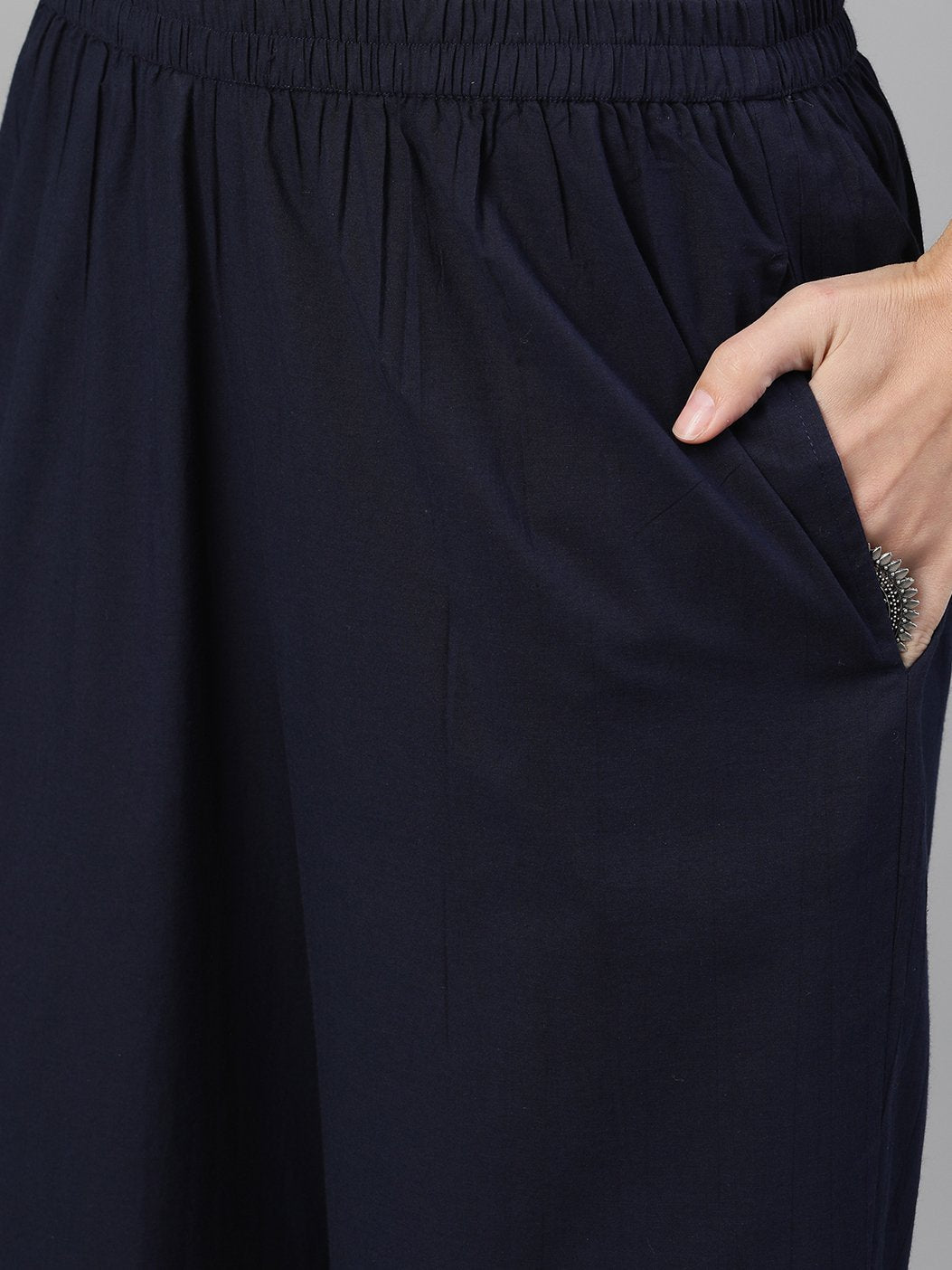 Women's Navy Blue Three-Quarter Sleeves Straight Kurta With Palazzo And Pockets - Nayo Clothing
