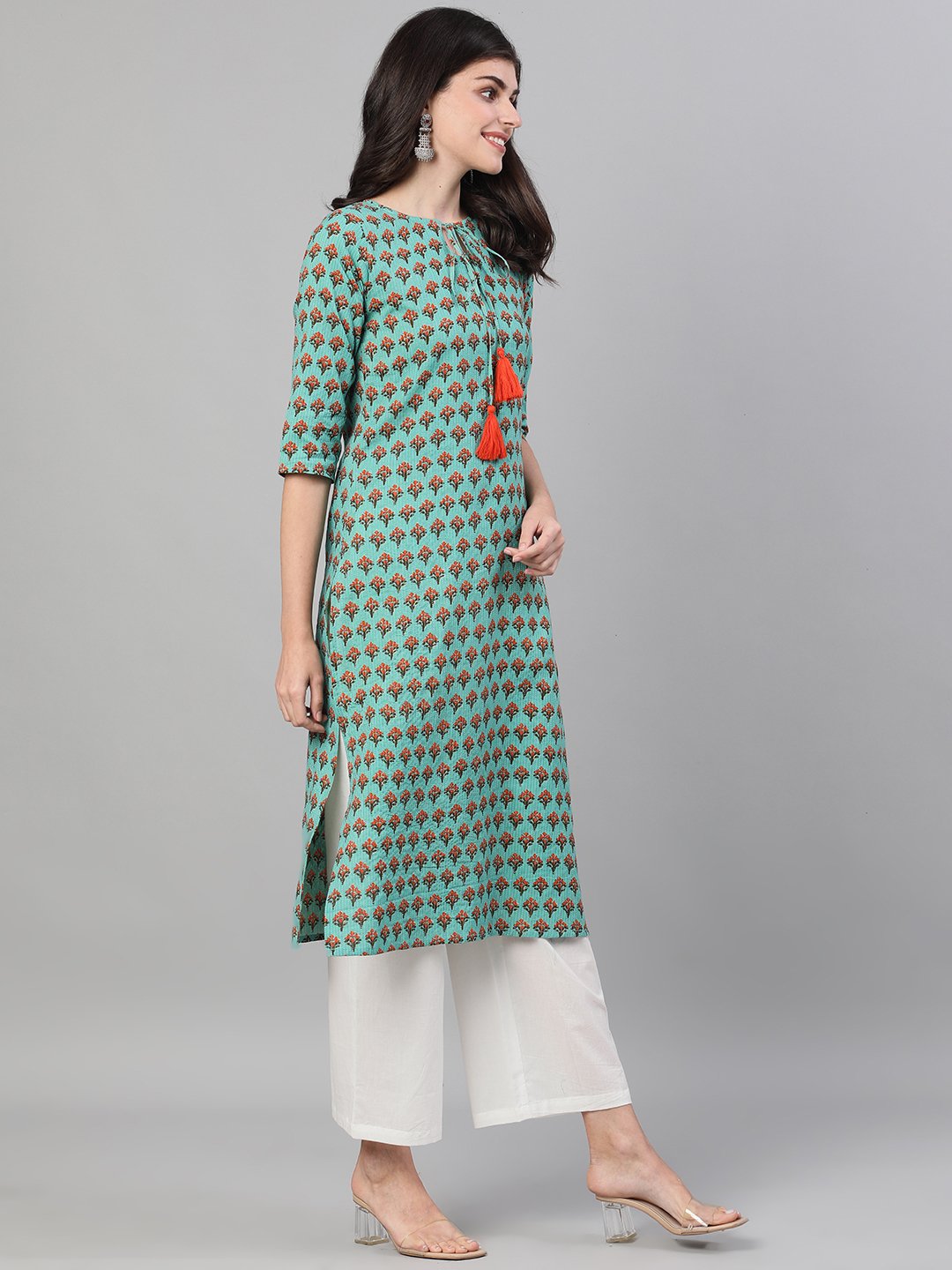 Women's Green Three-Quarter Sleeves Straight Kurta With Palazzo With Pockets - Nayo Clothing