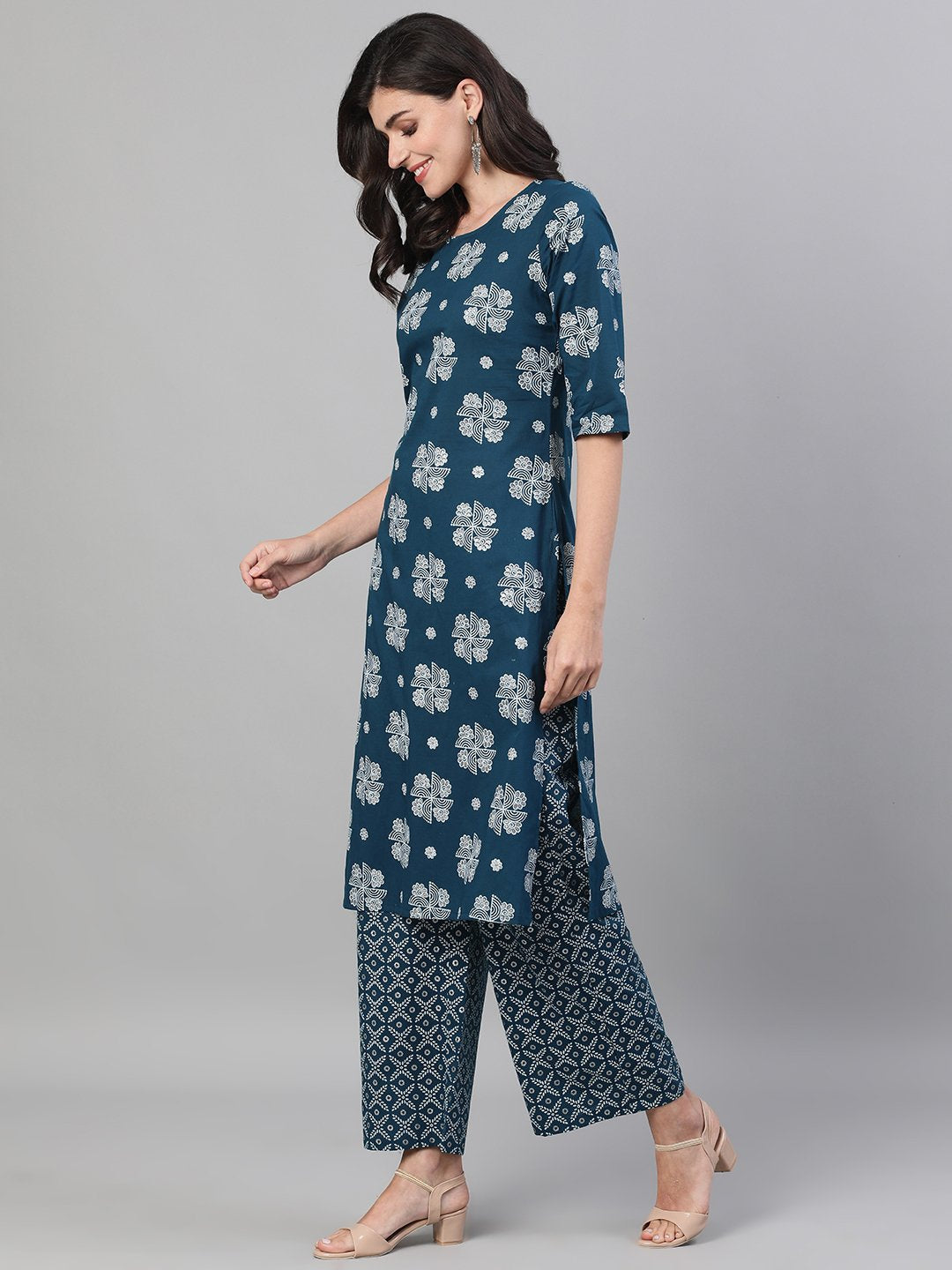 Women's Blue Three-Quarter Sleeves Straight Kurta With Palazzo With Pockets And Face Mask - Nayo Clothing