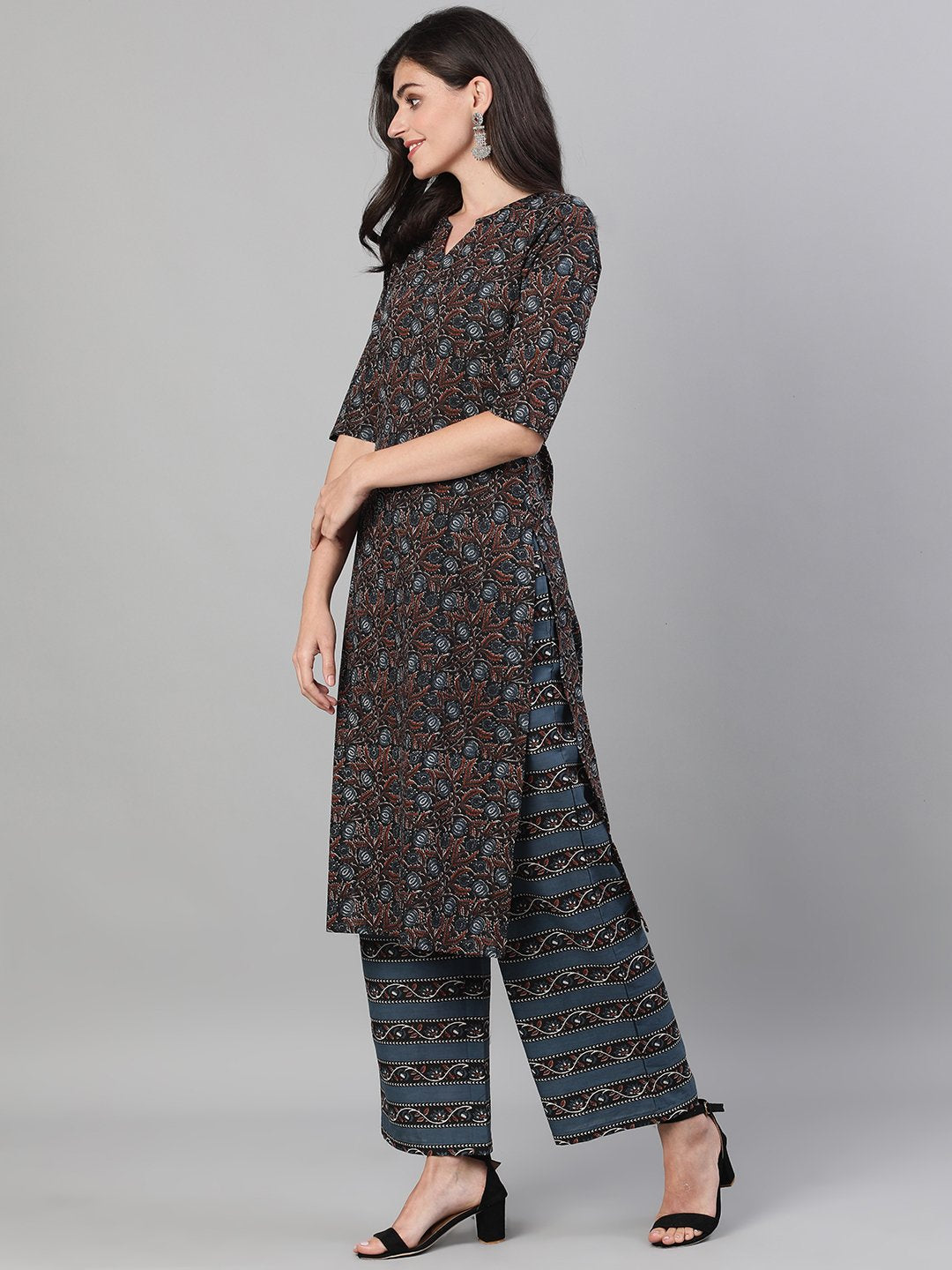 Women's Brown And Blue Three-Quarter Sleeves Straight Kurta With Palazzo With Pockets And Face Mask - Nayo Clothing