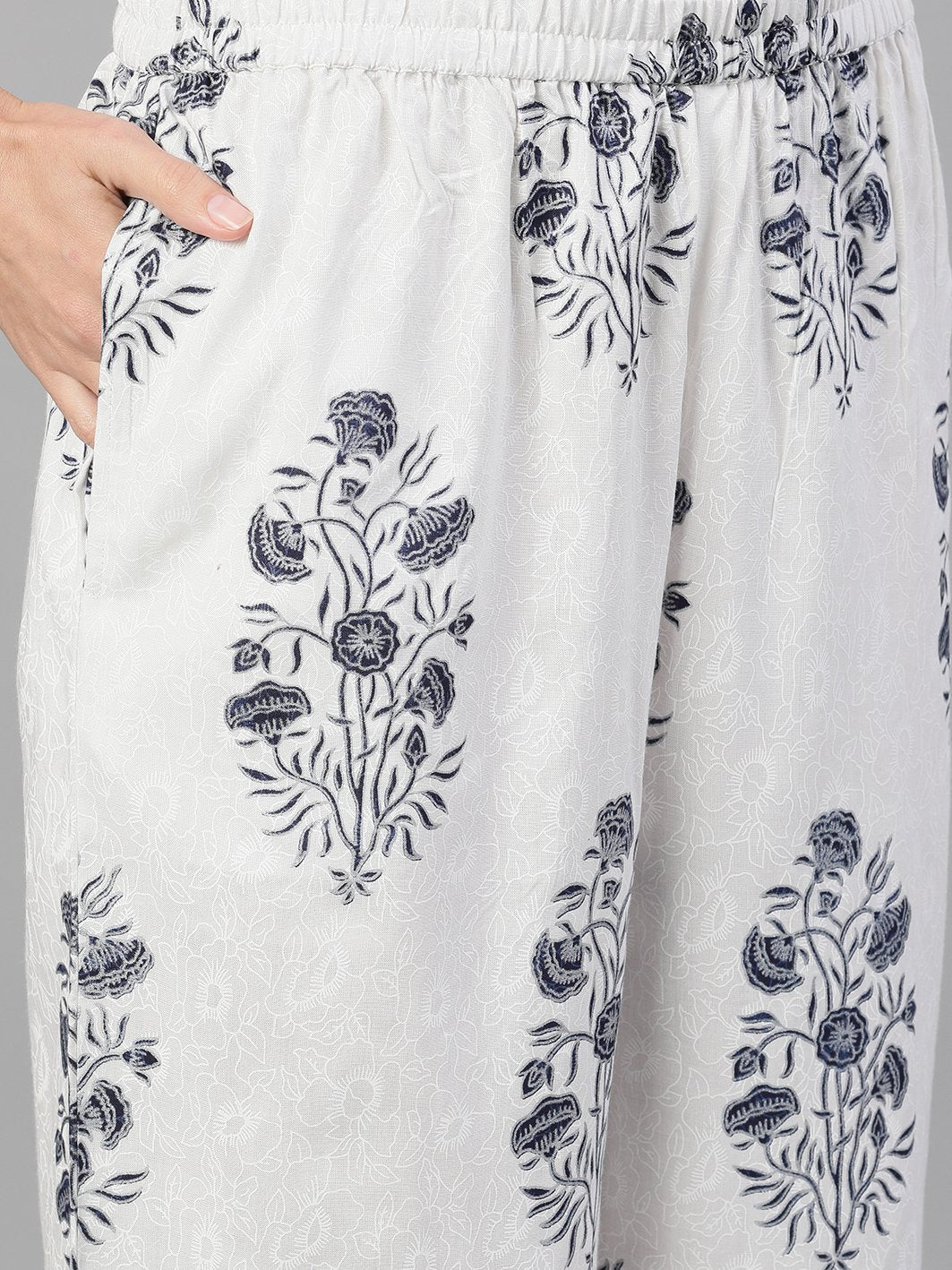 Women's White And Blue Three-Quarter Sleeves Printed Kurta-Palazzo With Pockets - Nayo Clothing