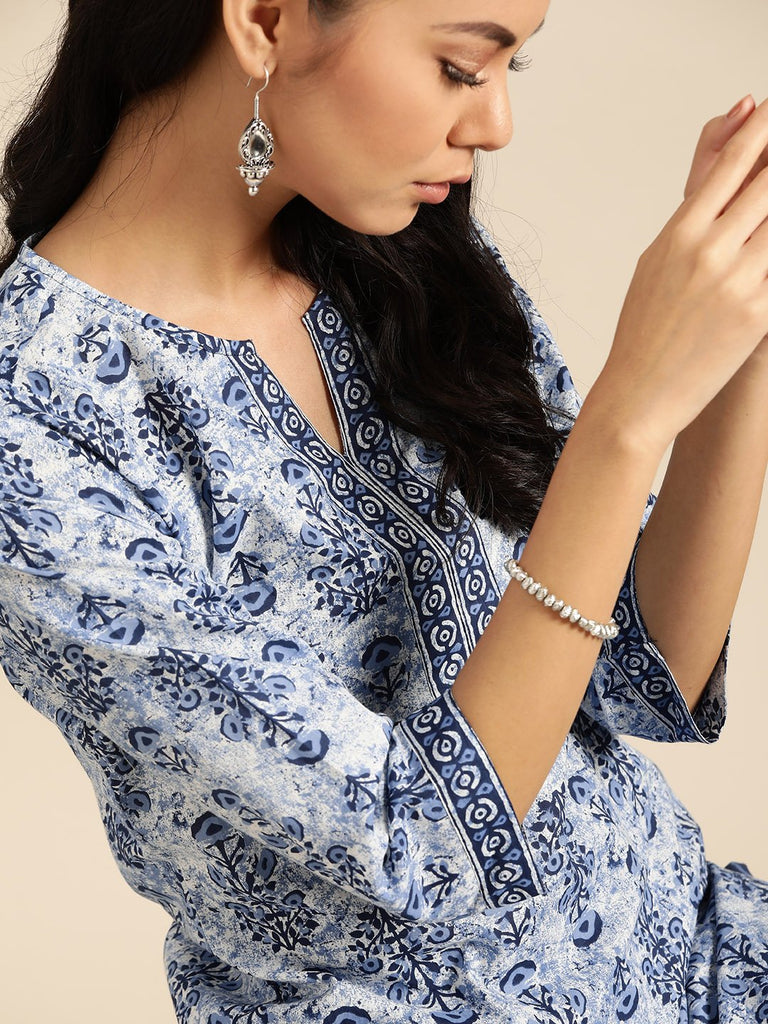 Women's White & Indigo Three-Quarter Sleeves Straight Kurta With Palazzo