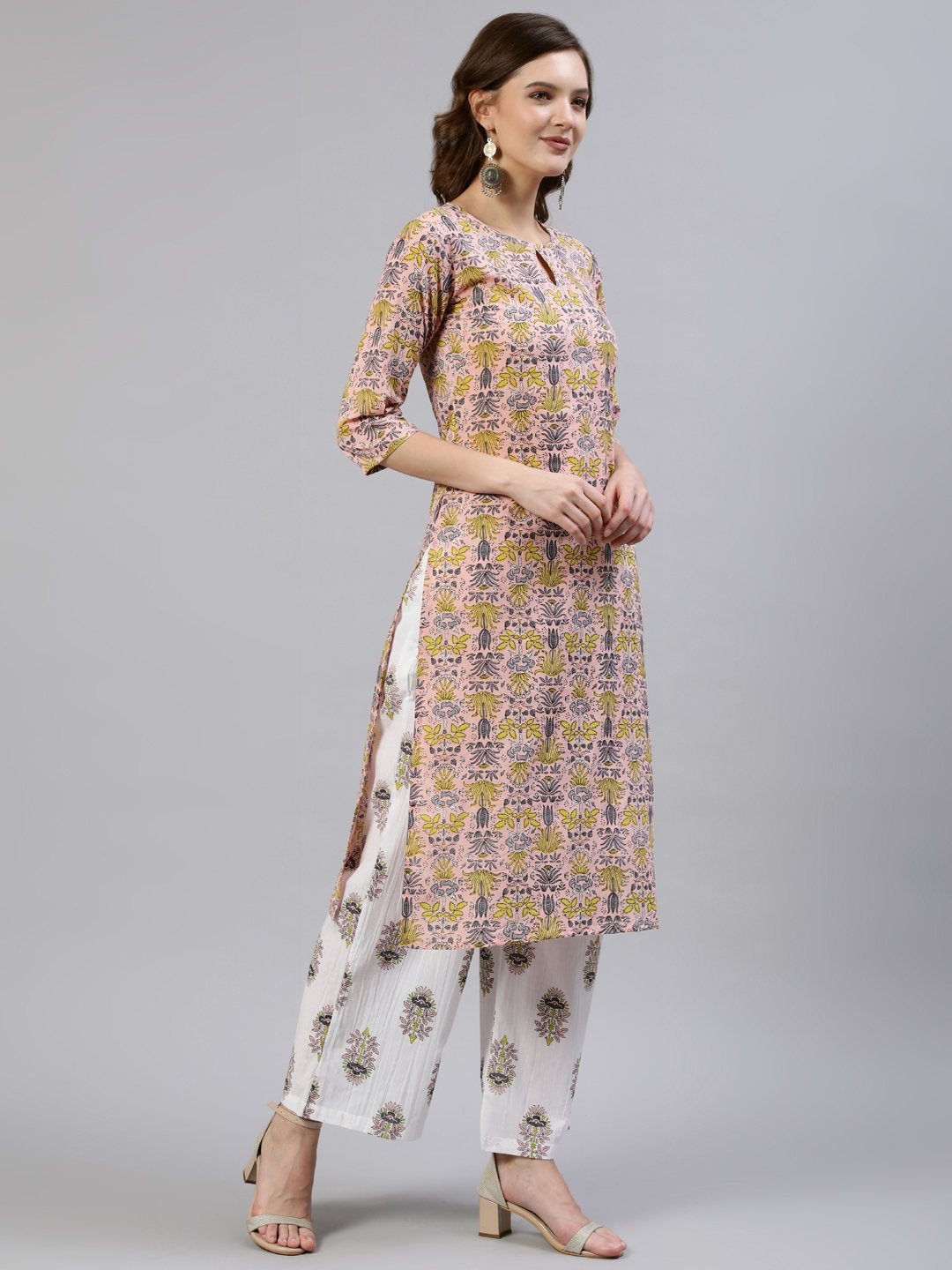 Women's Peach Floral Printed Flared Kurta With Trouser & Dupatta - Nayo Clothing