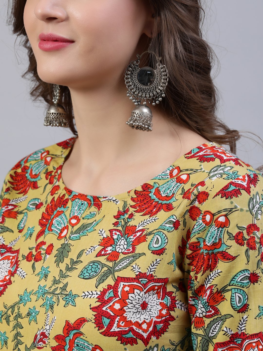 Women's Green Floral Printed Dress With Dupatta - Nayo Clothing