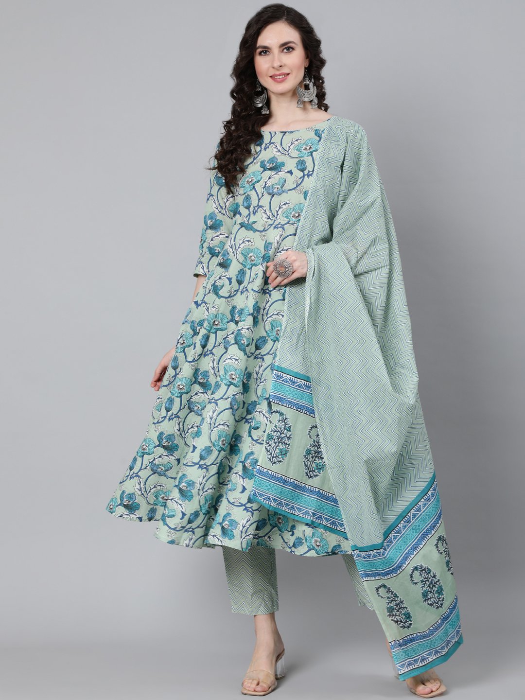 Women's Sage Green Floral Printed Kurta With Trouser & Dupatta - Nayo Clothing