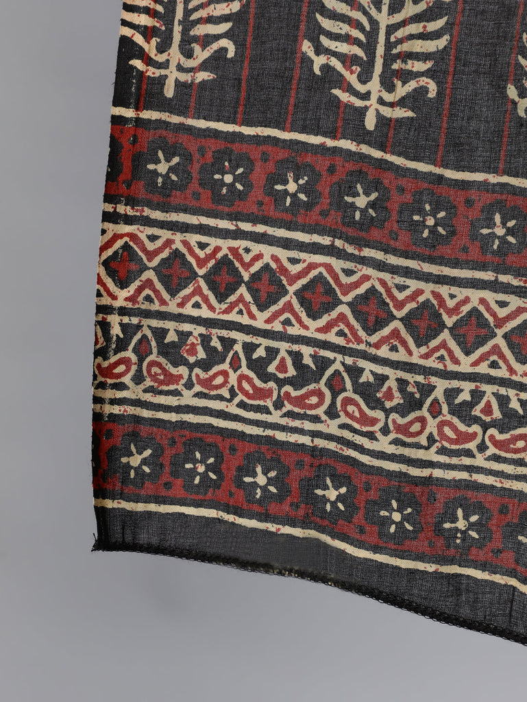 Women's Black & Maroon Floral Printed Straight Kurta With Palzzo And Dupatta