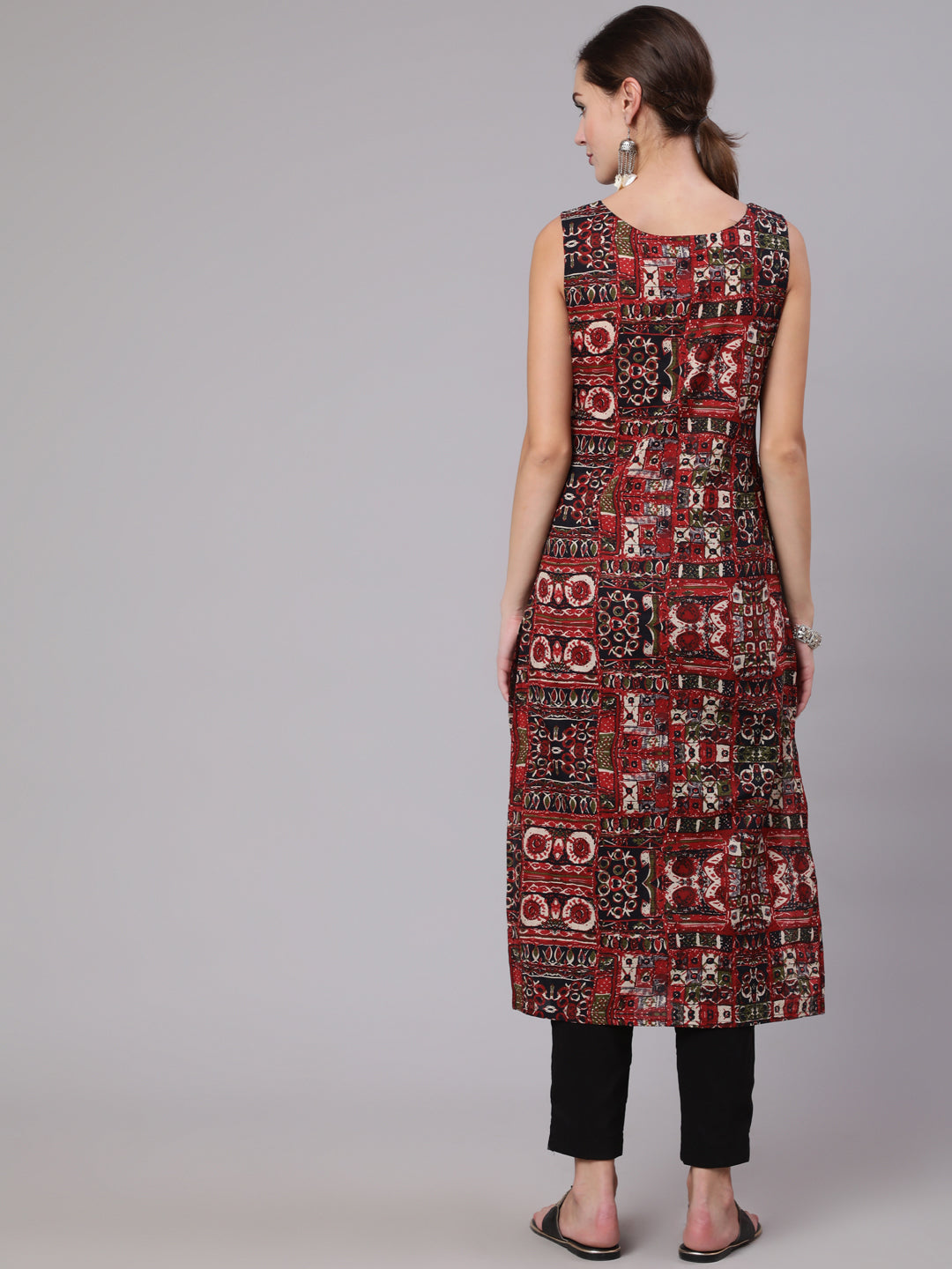 Women's Multicoloured Printed Thread Work Kurta - Nayo Clothing