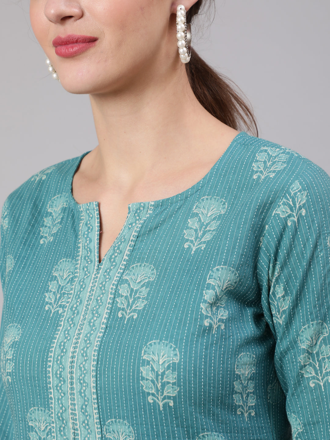 Women's Sea Green Printed Straight Kurta With White Solid Trouser - Nayo Clothing
