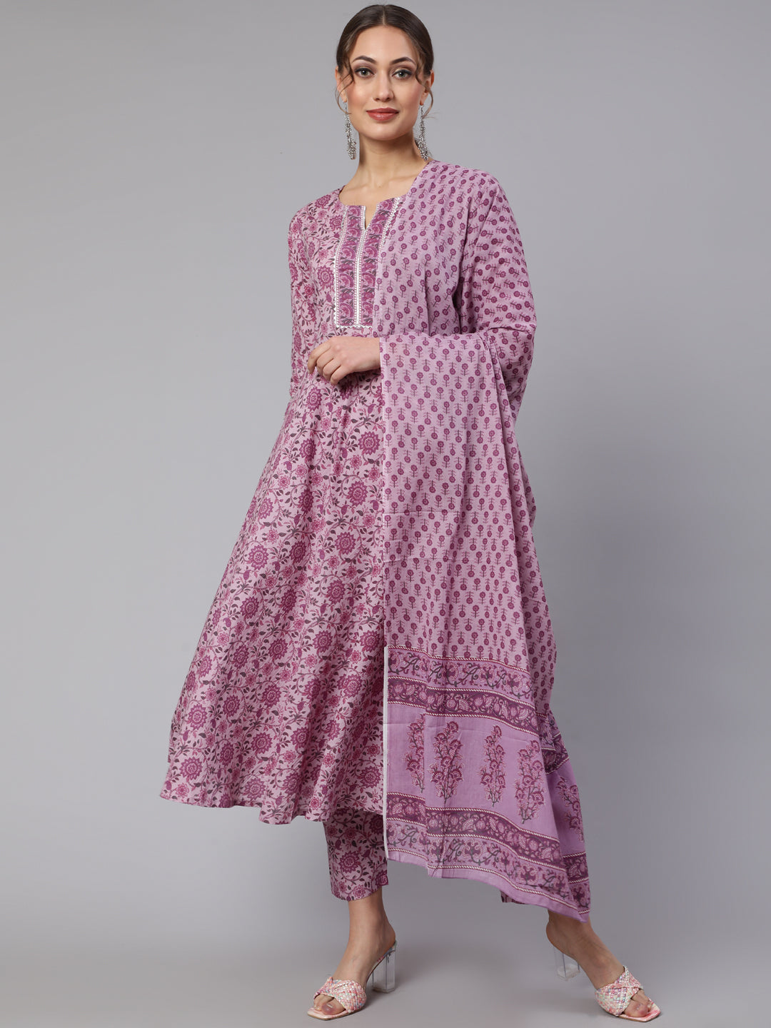 Women's Lavender Floral Printed Kurta With Palazzo And Dupatta - Nayo Clothing