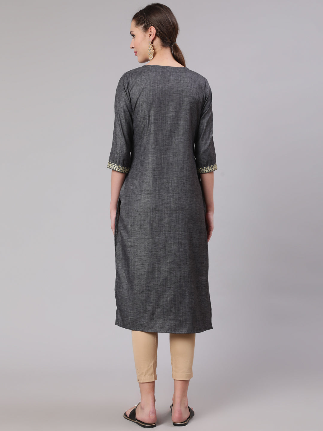 Women's Grey Embridered Straight Kurta With Three Quarter Sleeves - Nayo Clothing