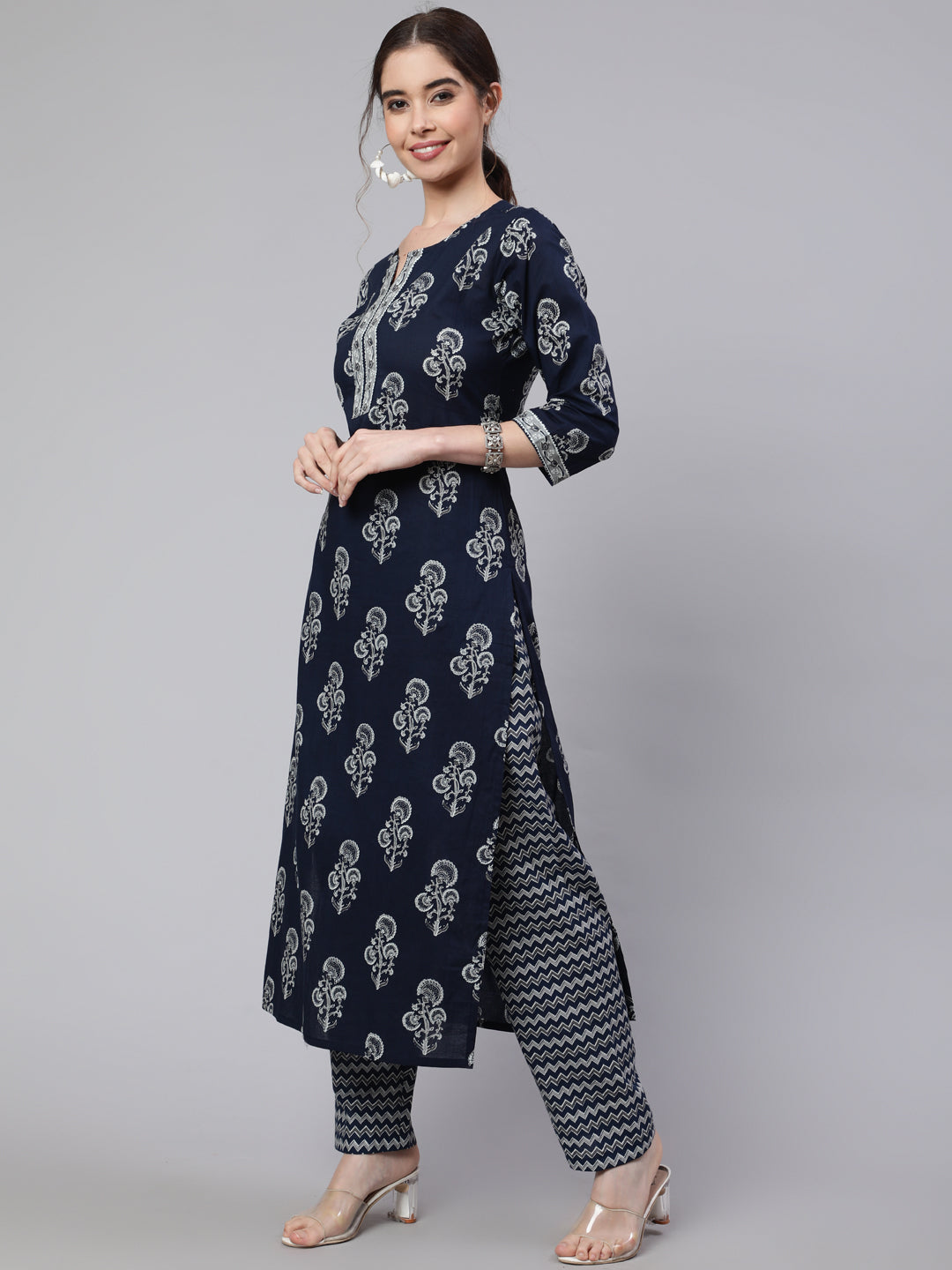 Women's Navy Blue Ethnic Printed Straight Kurta With Trouser - Nayo Clothing